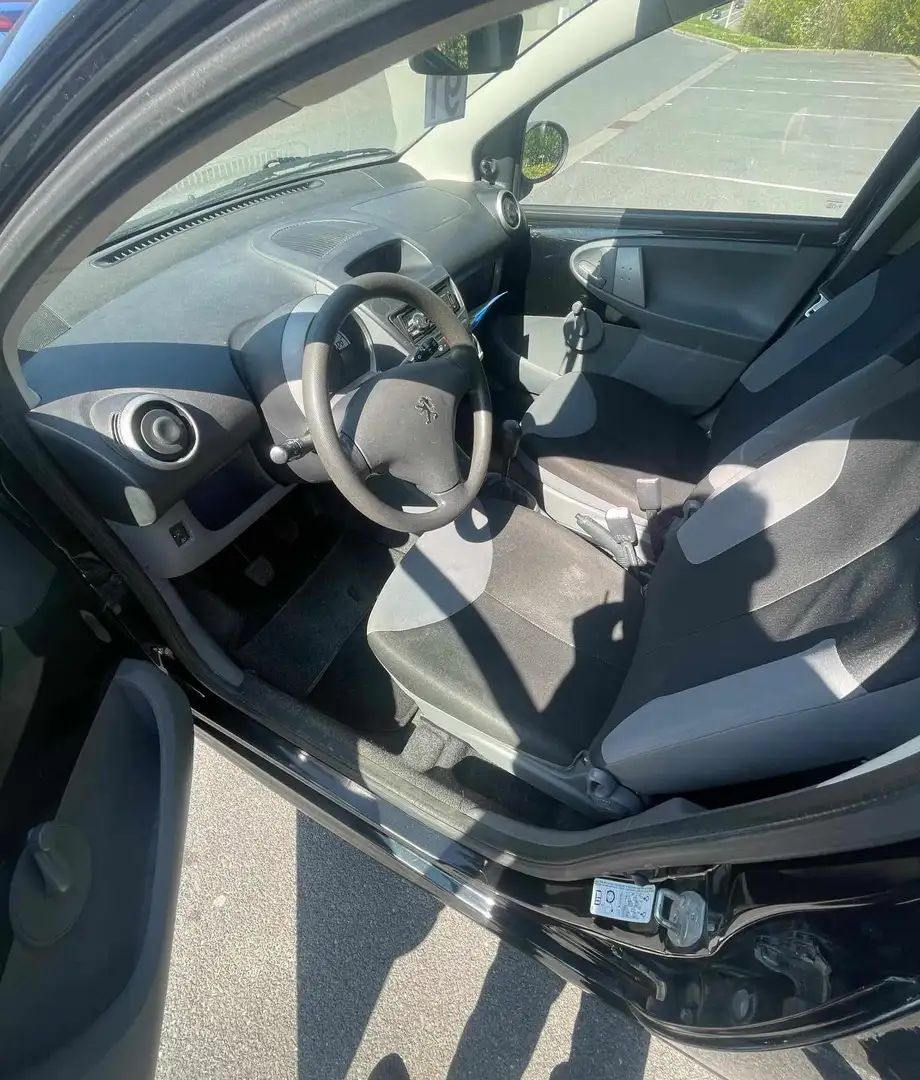 Peugeot 107 107 1.0i 12v Urban Noir - 1