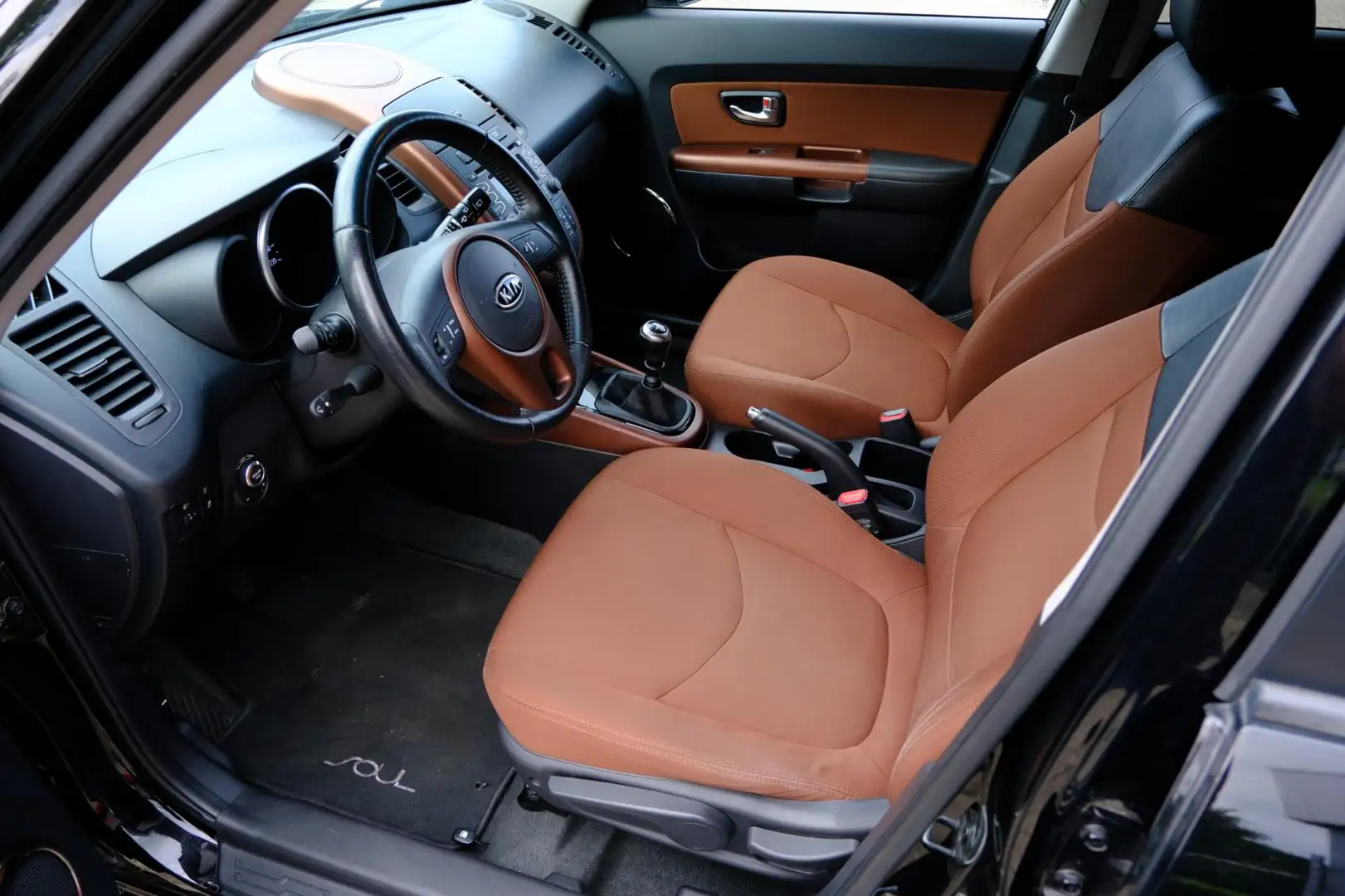 Kia Soul 1.6 140pk Rhythm 5-drs Clima|Half Leder|LMV Black - 2