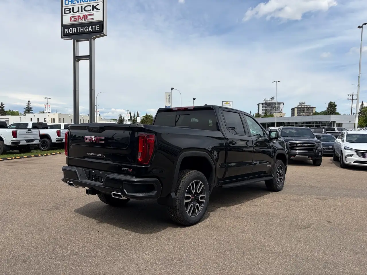 GMC Sierra 1500 photo GMC Sierra 1500
