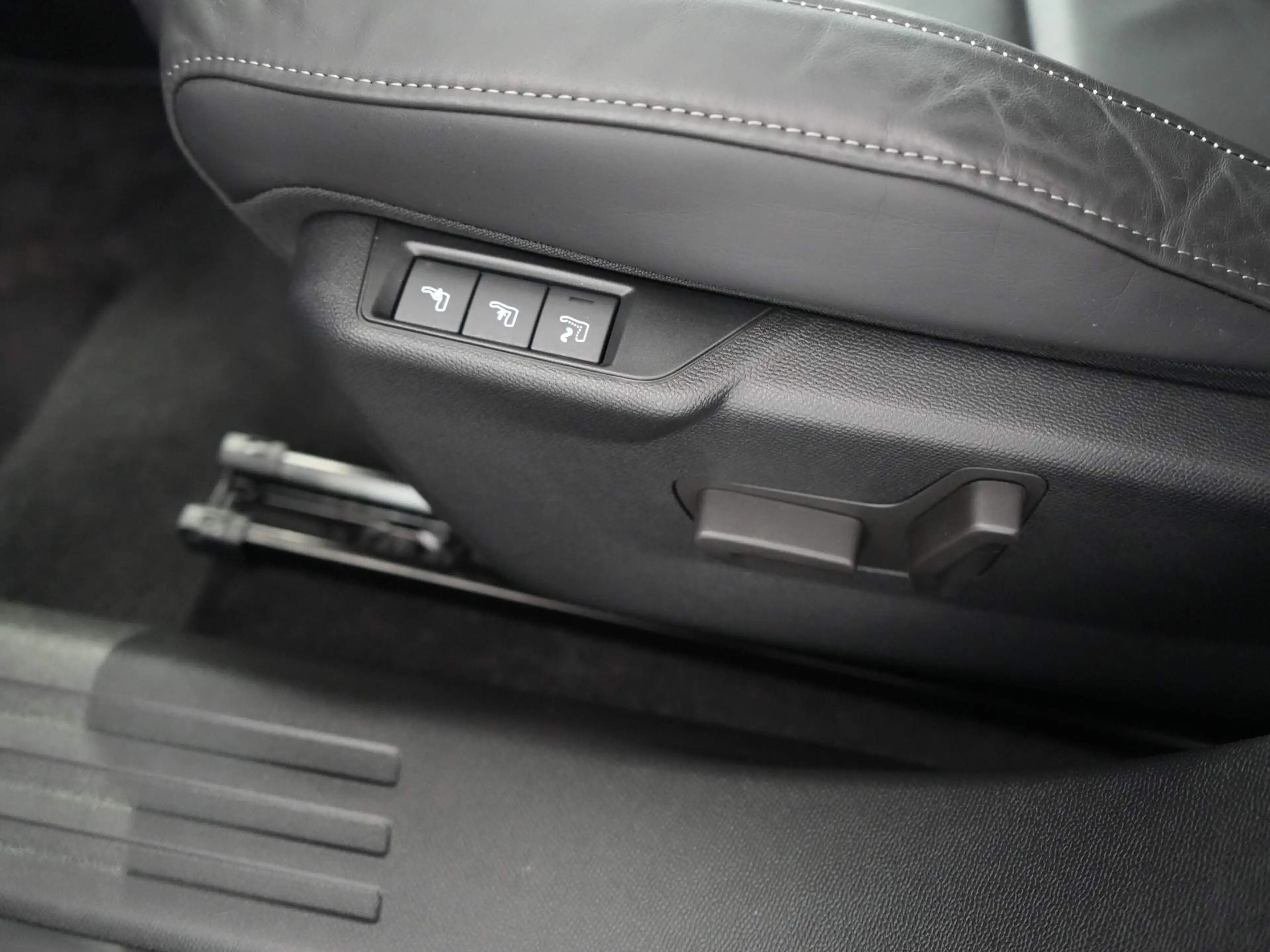 DS Automobiles DS 3 E-Tense Opéra 54 kWh | Apple Carplay/Android Auto — photo 22