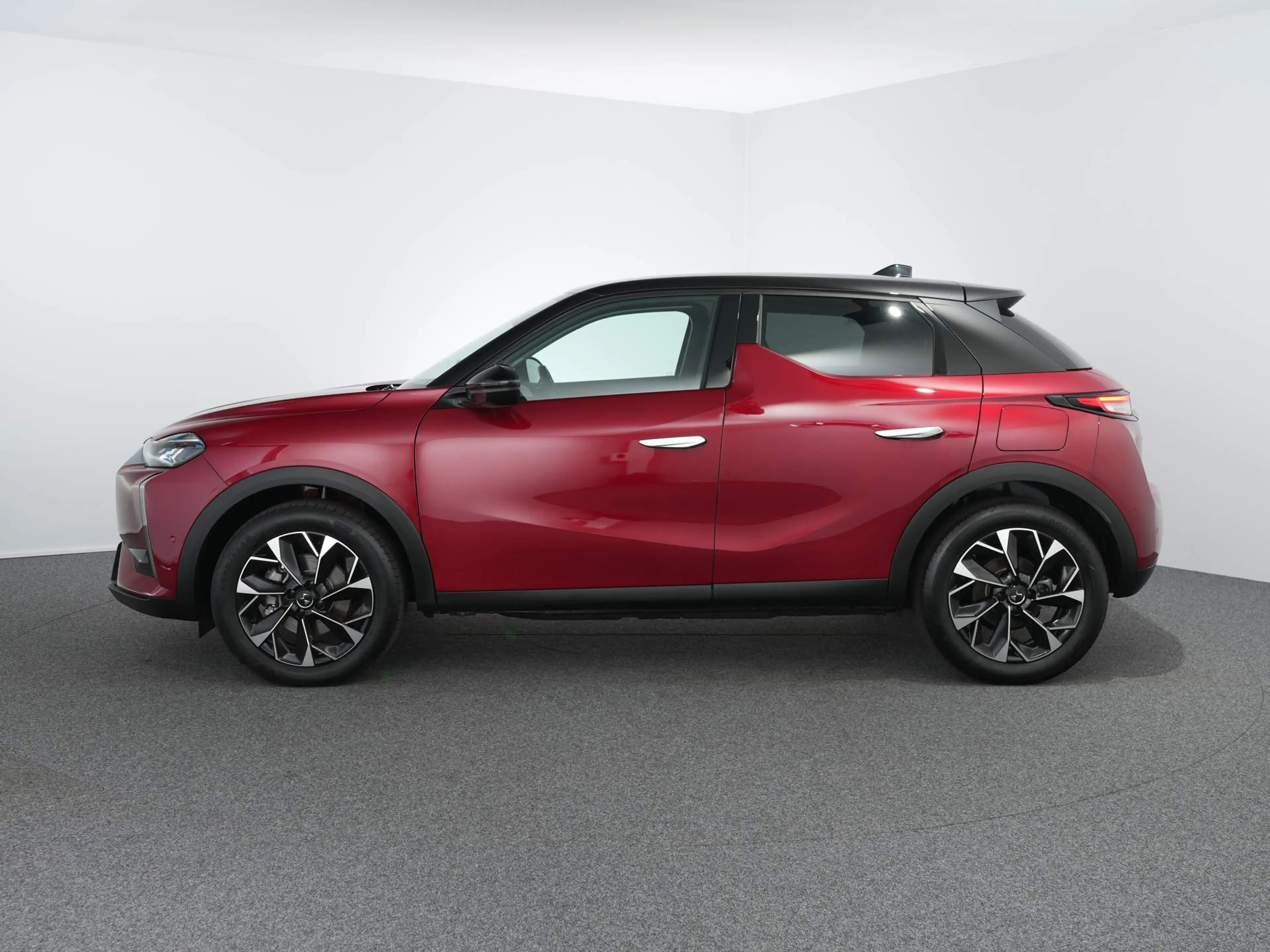 DS Automobiles DS 3 E-Tense Opéra 54 kWh | Apple Carplay/Android Auto — photo 4