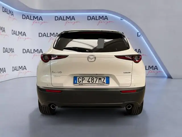 Mazda CX-30 view 4