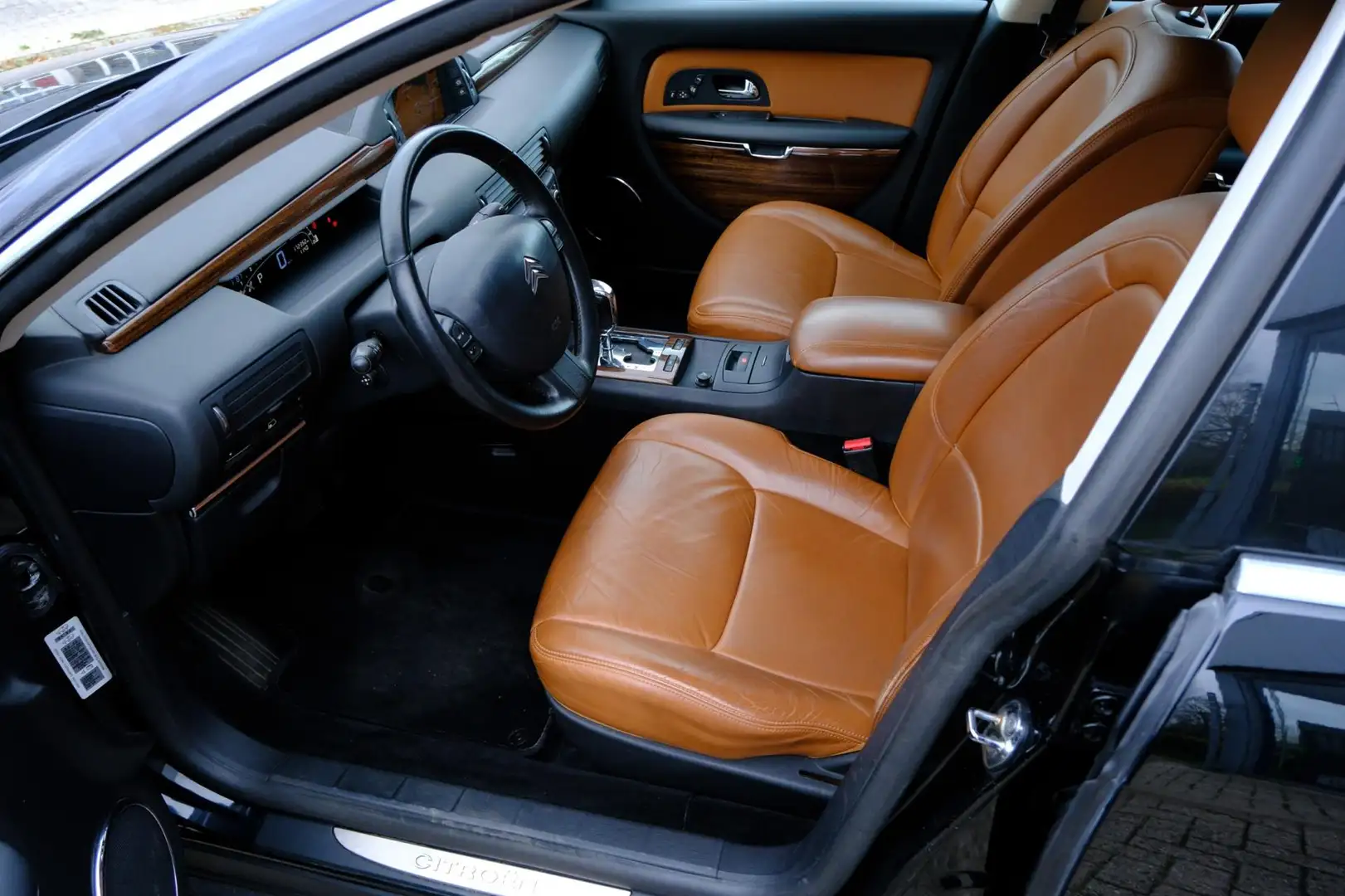 Citroen C6 3.0 HdiF V6 241pk Exclusive Aut. Leder|Xenon|1e Ei Schwarz - 2