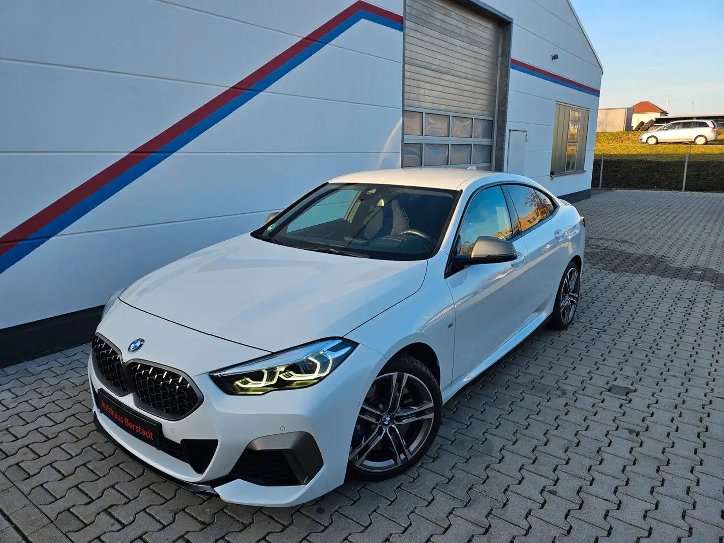 BMW 235 xDrive Gran Coupe M-SPORT*NAVI*KAMERA*LED Blanc - 2