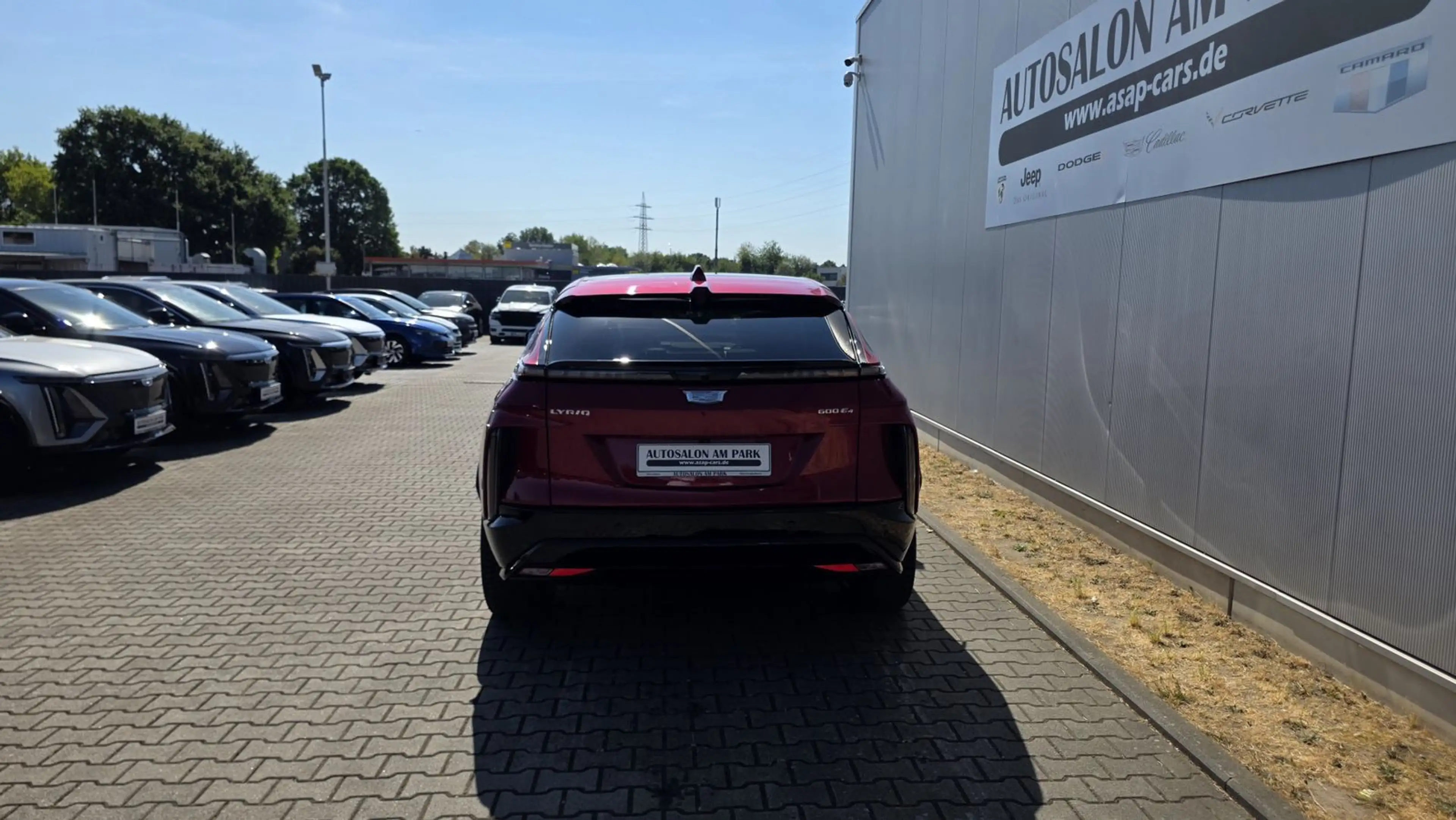Cadillac Lyriq Sport 600e AWD Vollausstattung Panoramadac — photo 6