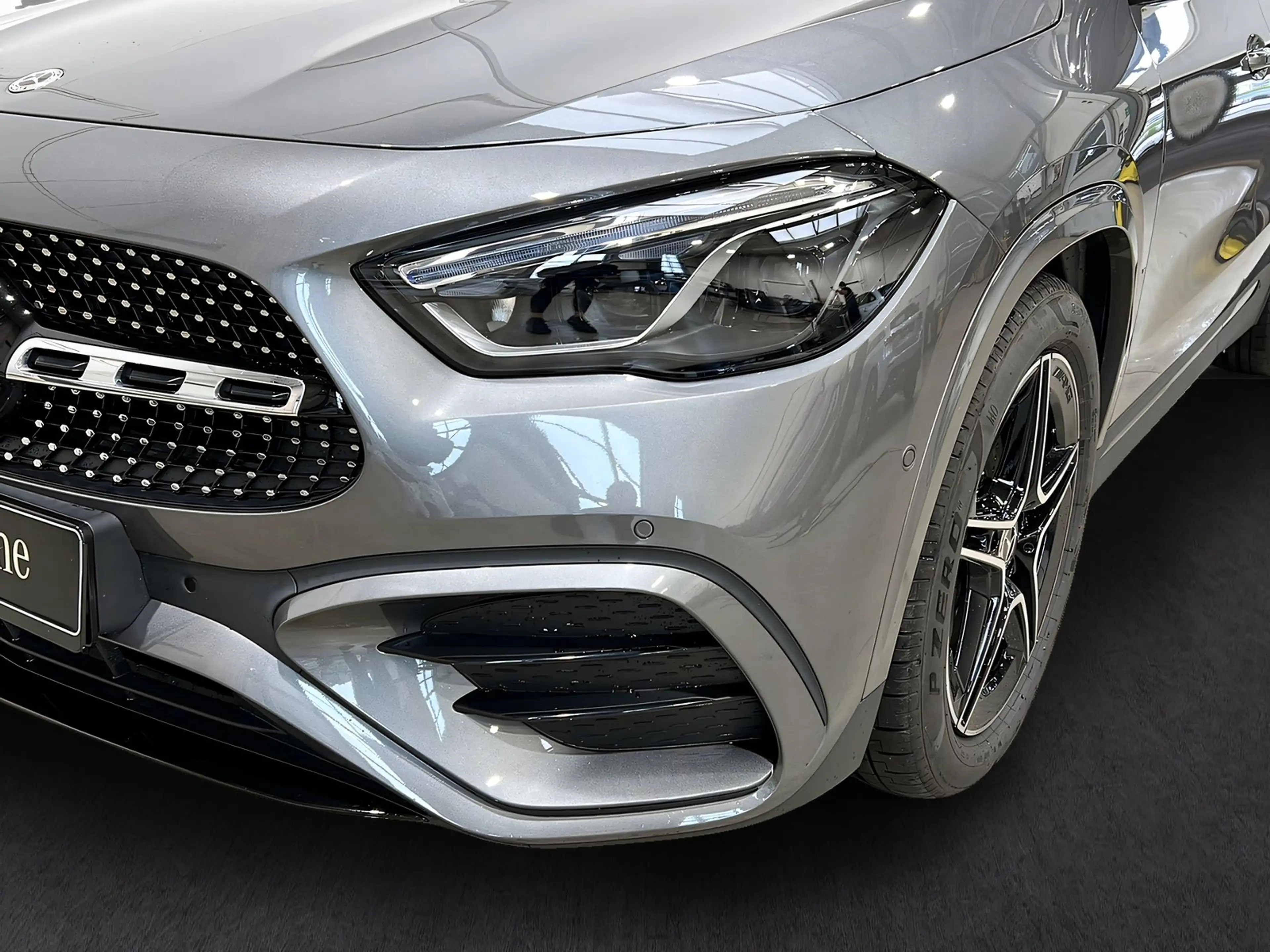 Mercedes-Benz GLA 220 AMG 4M MULTI+NIGHT+Pano+Kamera+HandsFree — photo 3