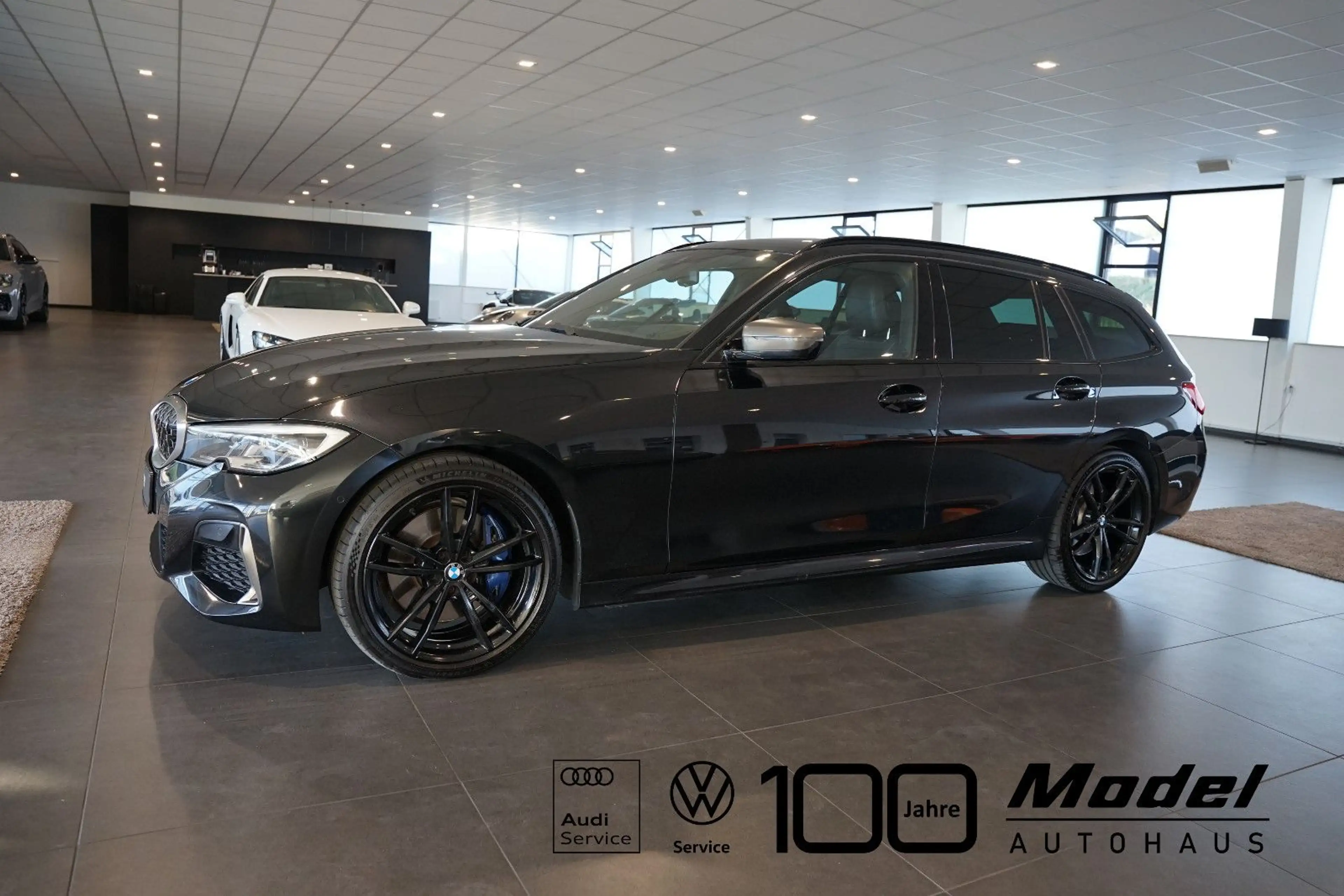 BMW 340 Touring xDrive | Laser | Pano | HuD | 19