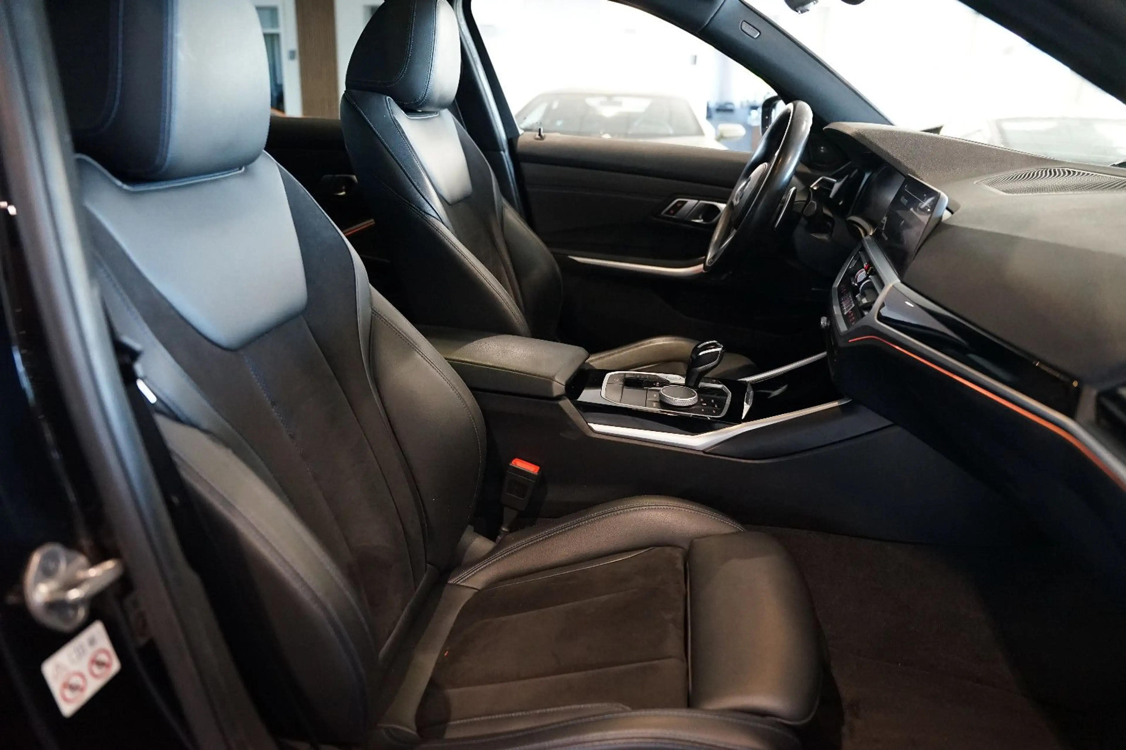 BMW 340 Touring xDrive | Laser | Pano | HuD | 19 — photo 12