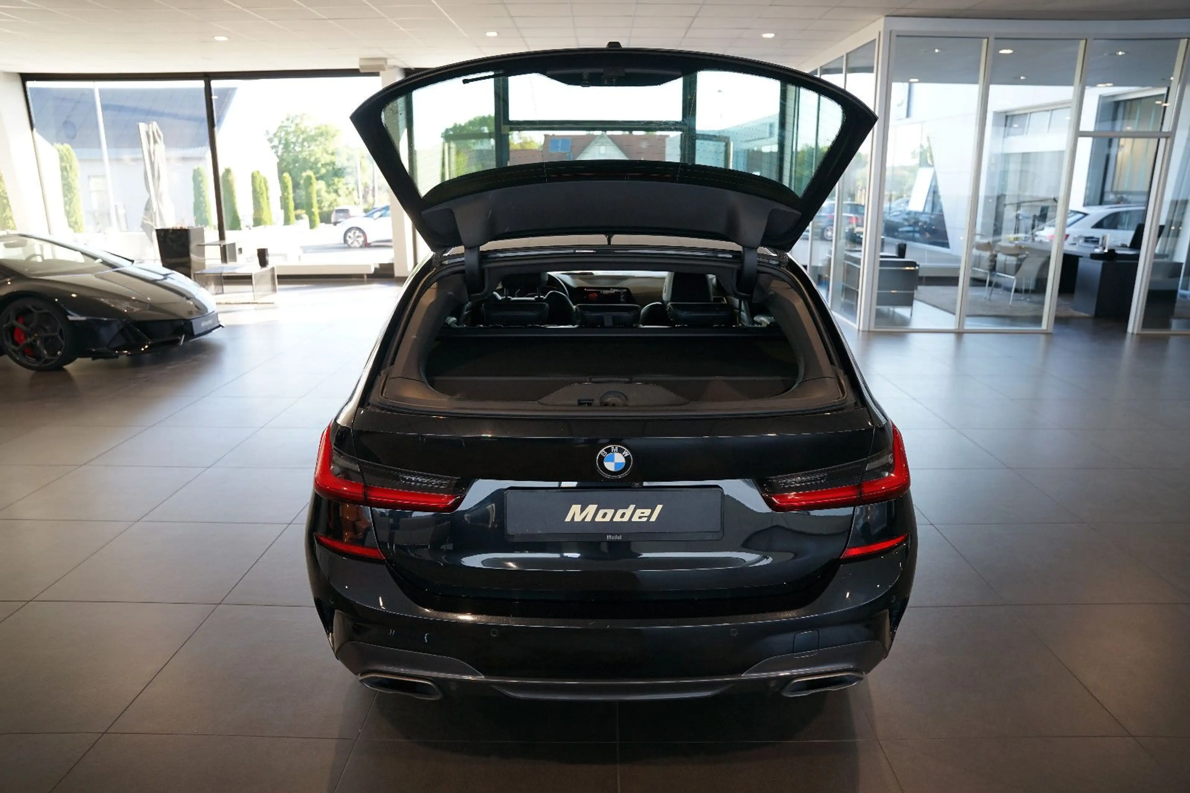 BMW 340 Touring xDrive | Laser | Pano | HuD | 19 — photo 7