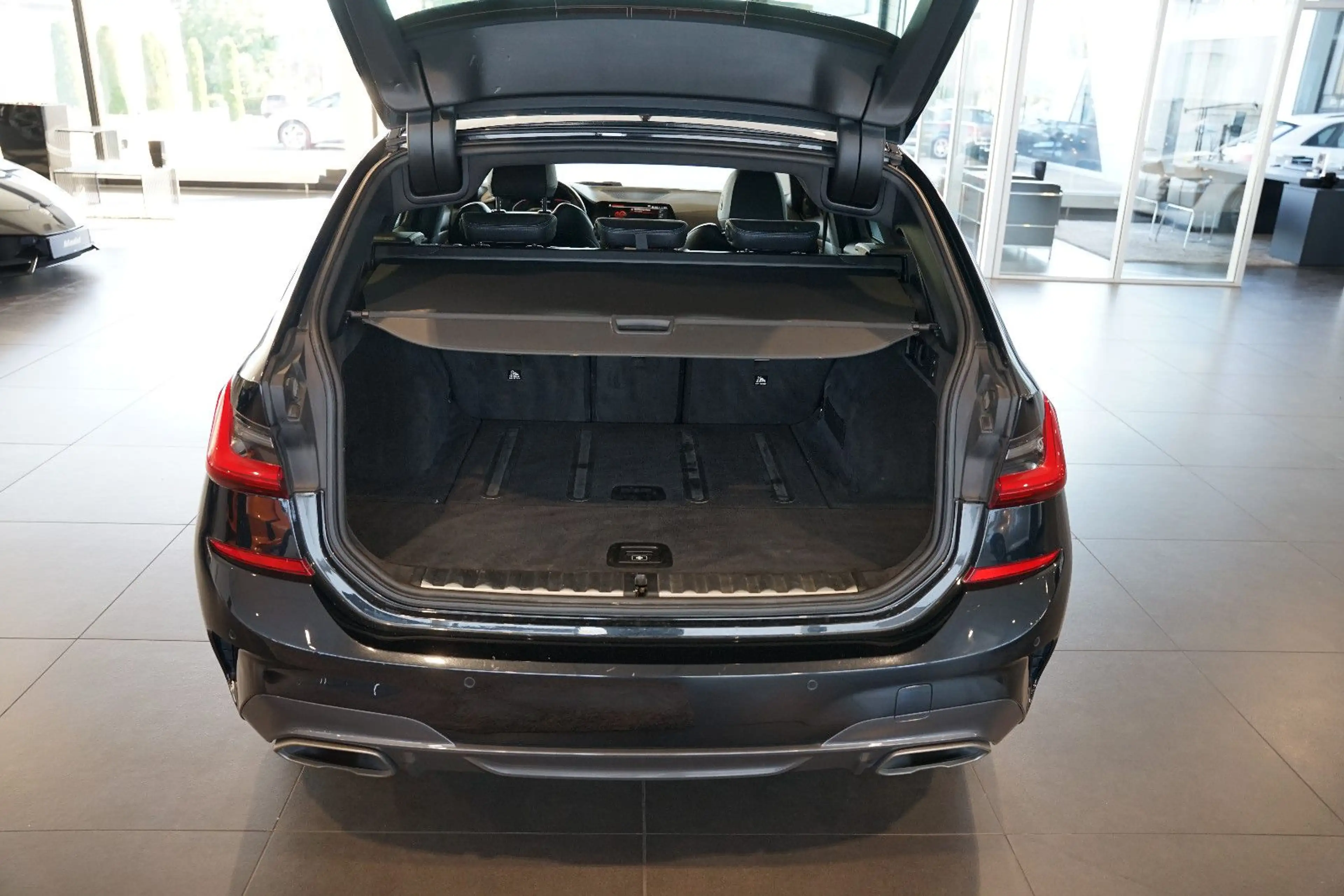 BMW 340 Touring xDrive | Laser | Pano | HuD | 19 — photo 6