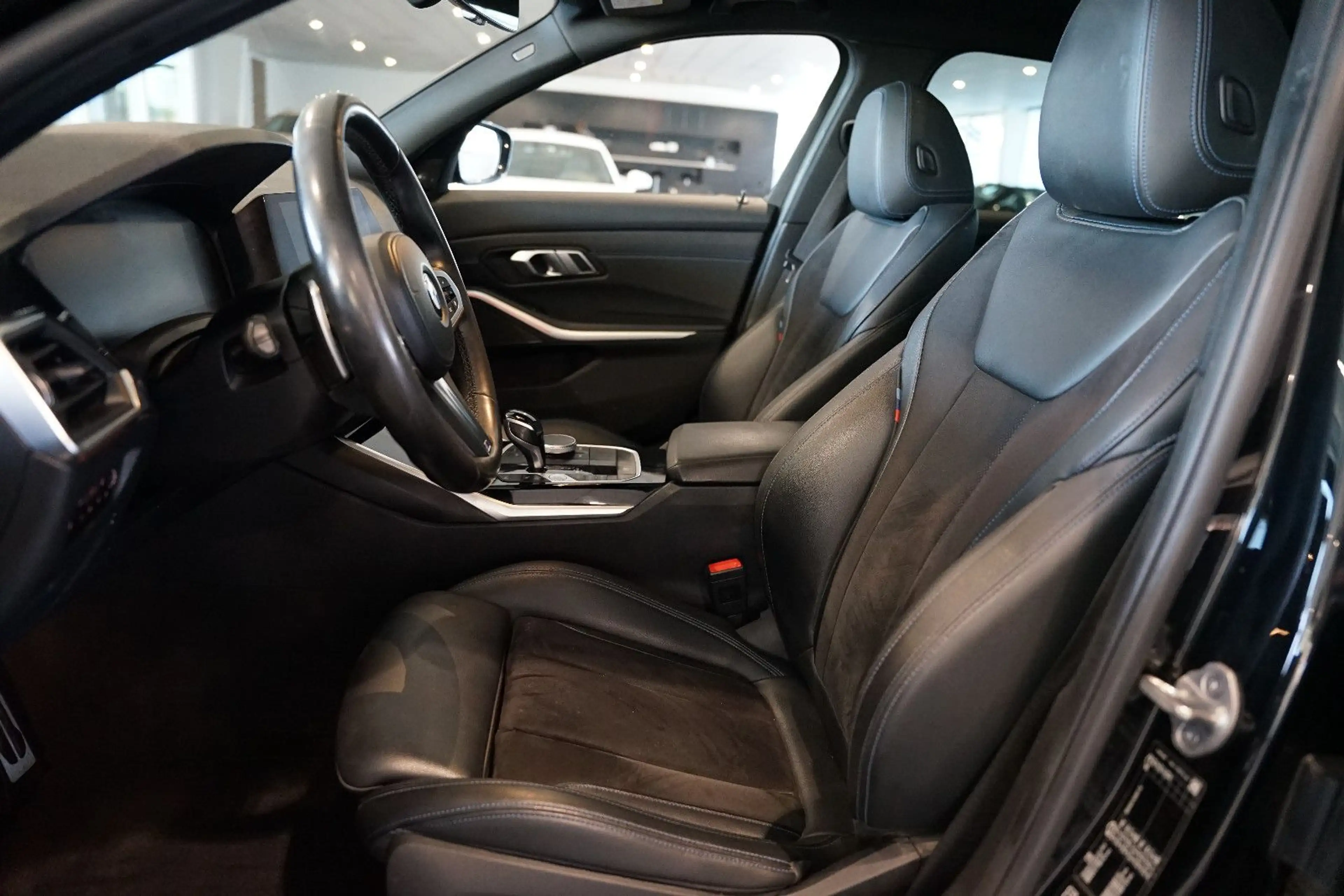 BMW 340 Touring xDrive | Laser | Pano | HuD | 19 — photo 11