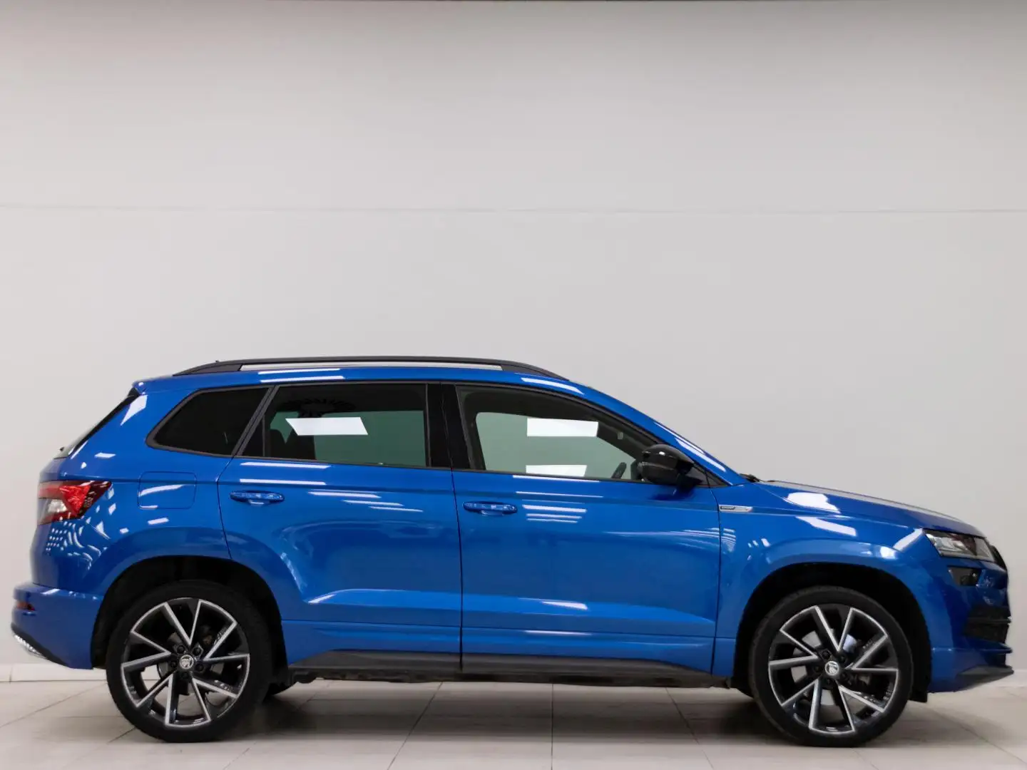Skoda Karoq 1.5 TSI Sportline ACT DSG Azul - 2