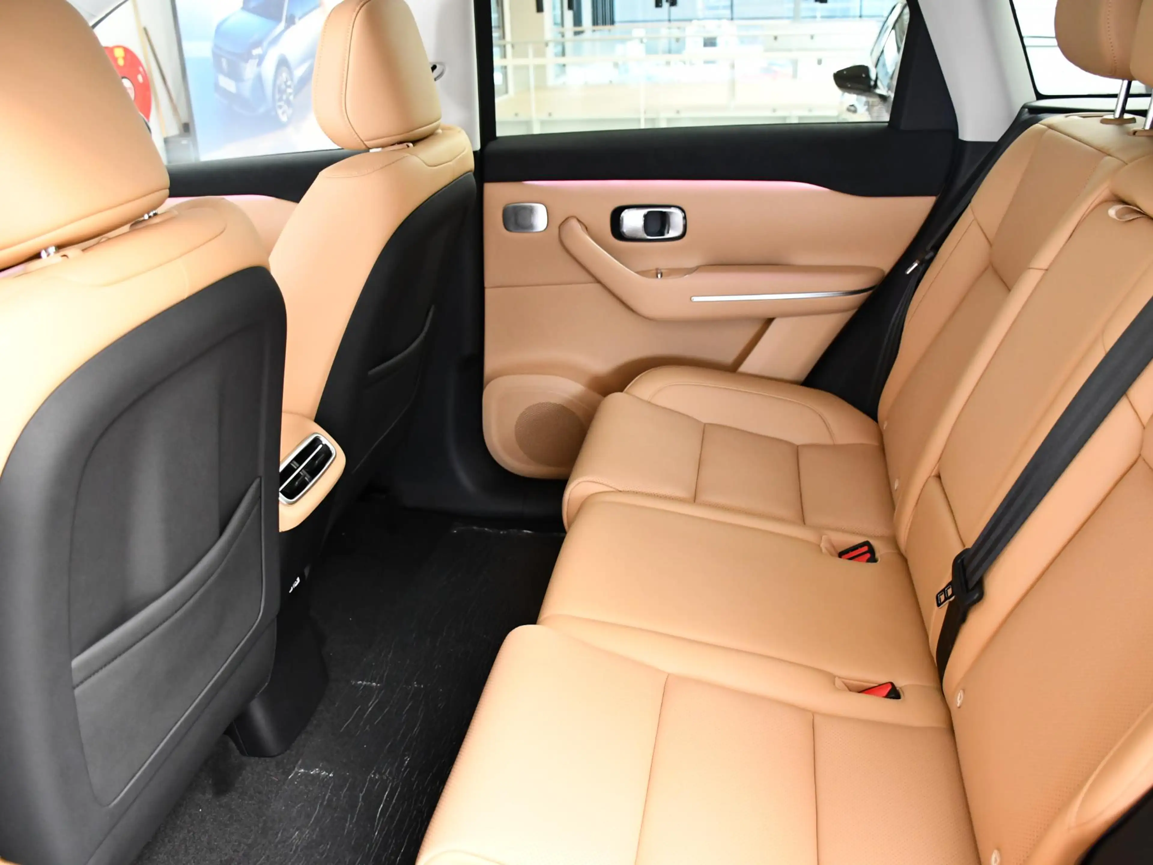 Leapmotor C10 Design REEV 28.4 kWh | Navigatie | Voorraad | Came — photo 11