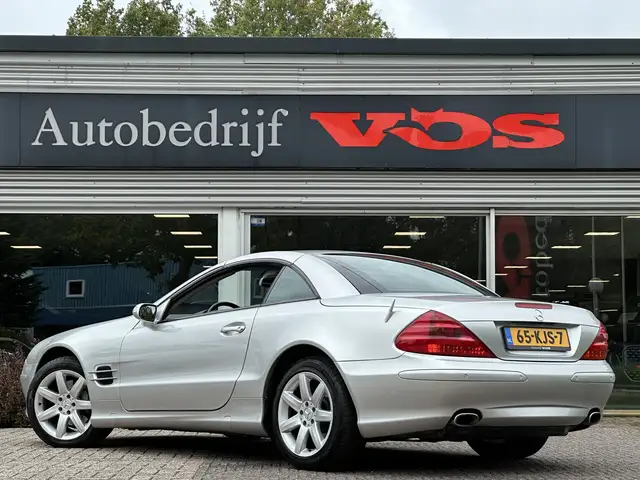 Mercedes-Benz SL view 9