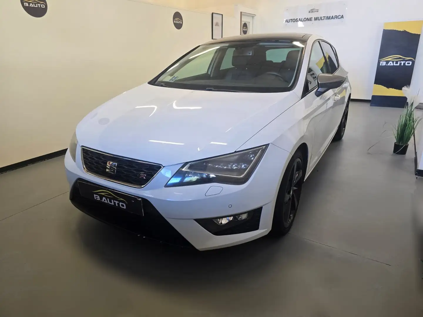 SEAT Leon Leon 1.4 tsi FR Bianco - 2