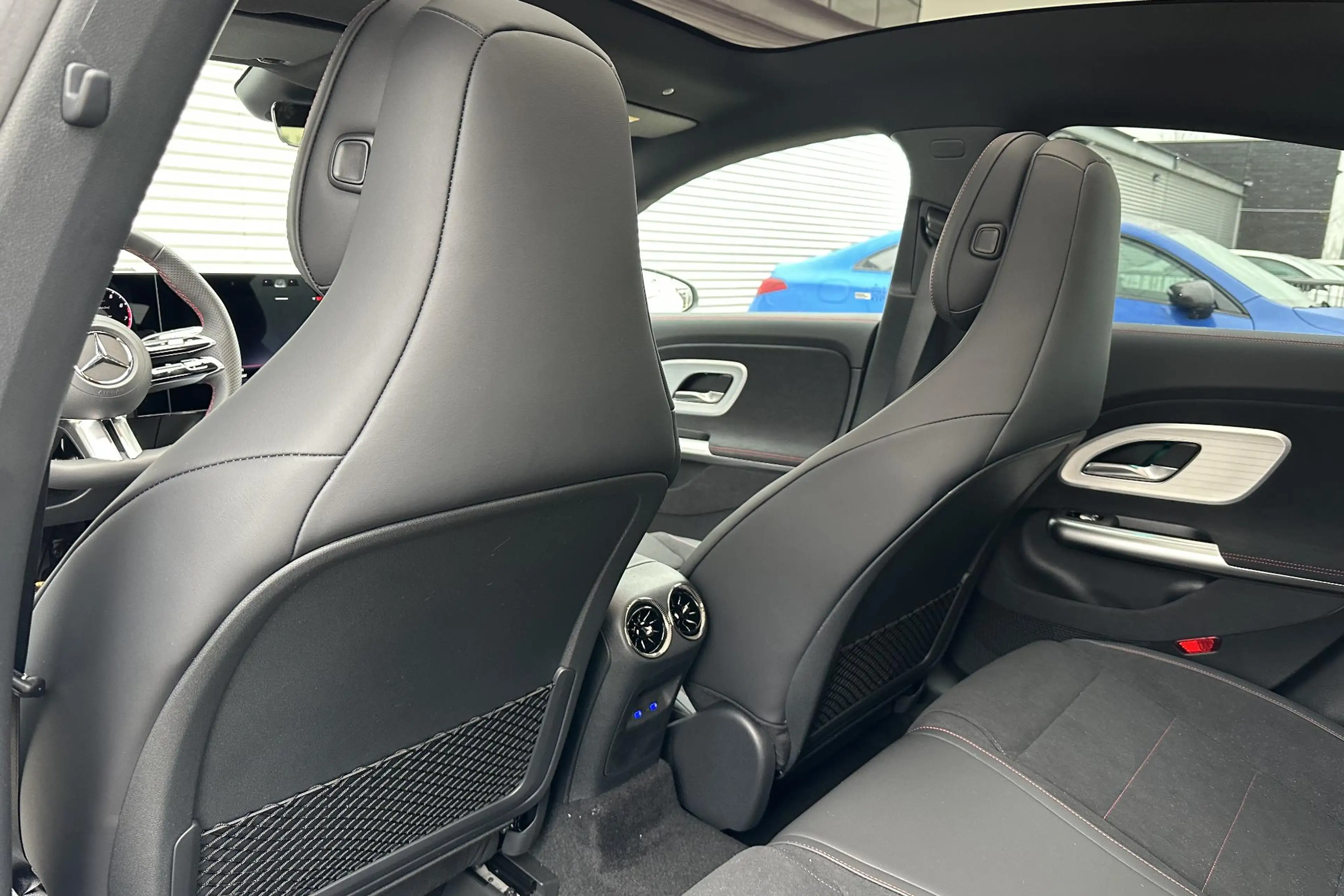 Mercedes-Benz CLA 180 CLA Coupé Automaat Business Solution AMG | Nightpa — photo 12