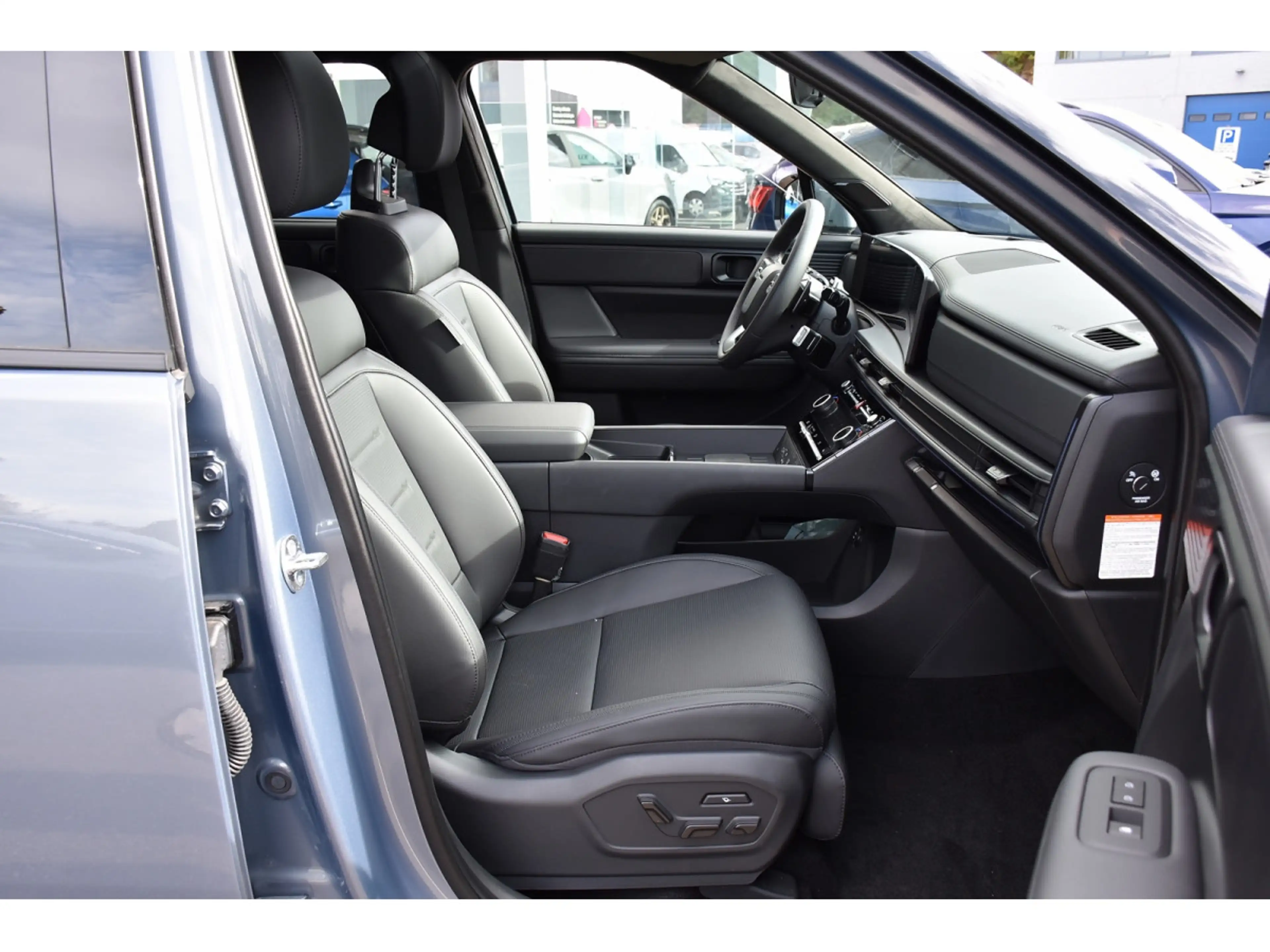 Hyundai SANTA FE 1.6 T-GDI HEV 4WD Calligraphy 7 PL. PANO MEMO BOSE — photo 7