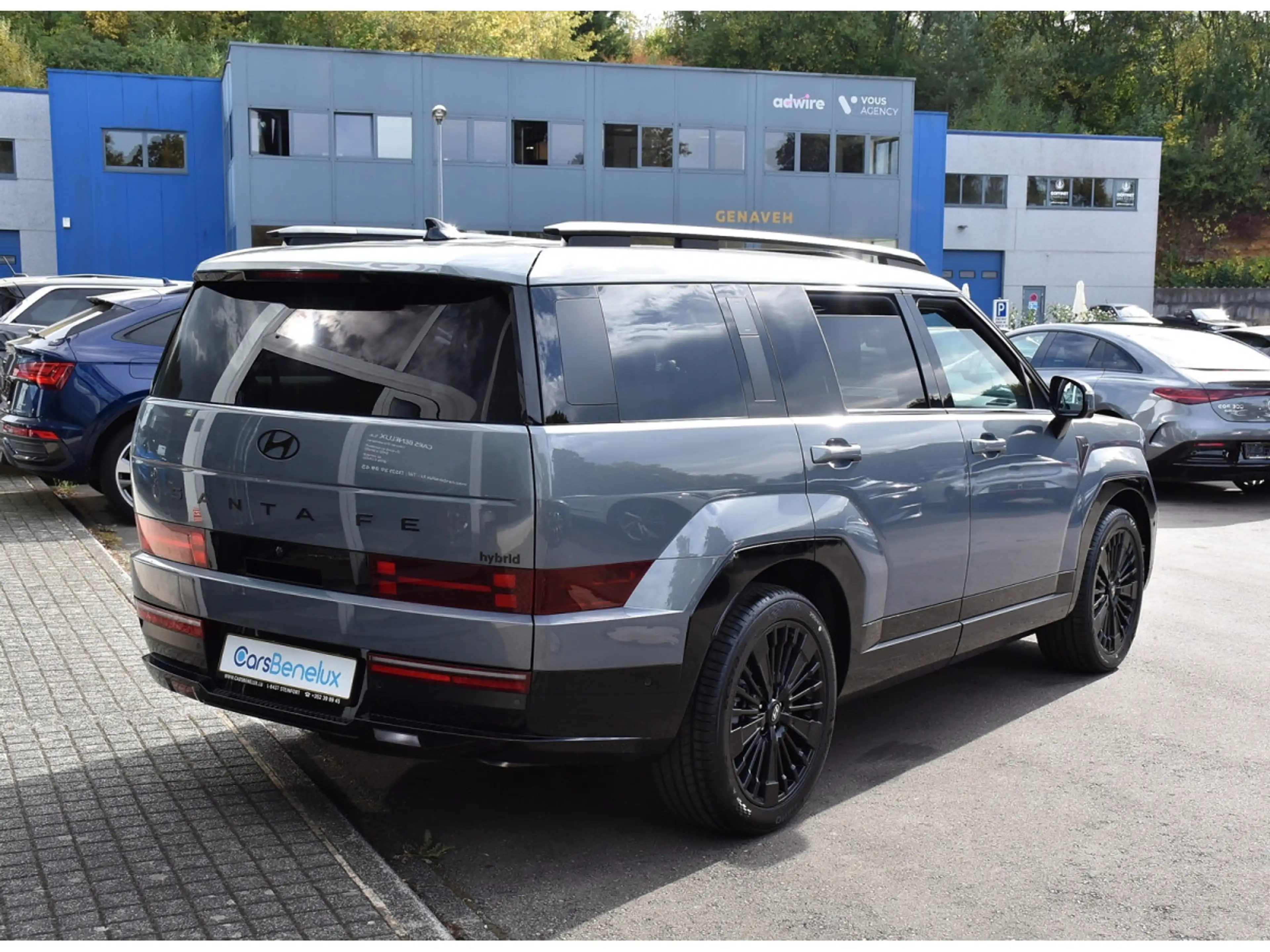 Hyundai SANTA FE 1.6 T-GDI HEV 4WD Calligraphy 7 PL. PANO MEMO BOSE — photo 4