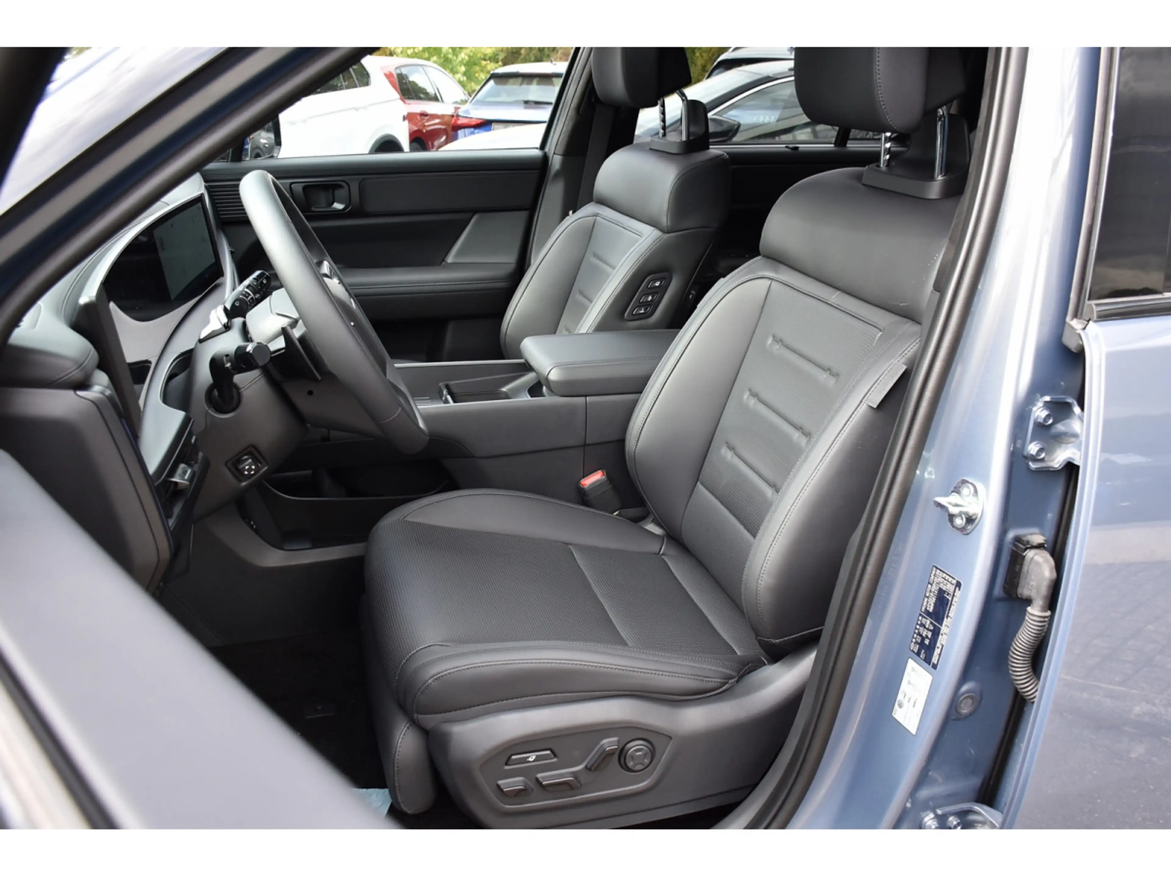 Hyundai SANTA FE 1.6 T-GDI HEV 4WD Calligraphy 7 PL. PANO MEMO BOSE — photo 6