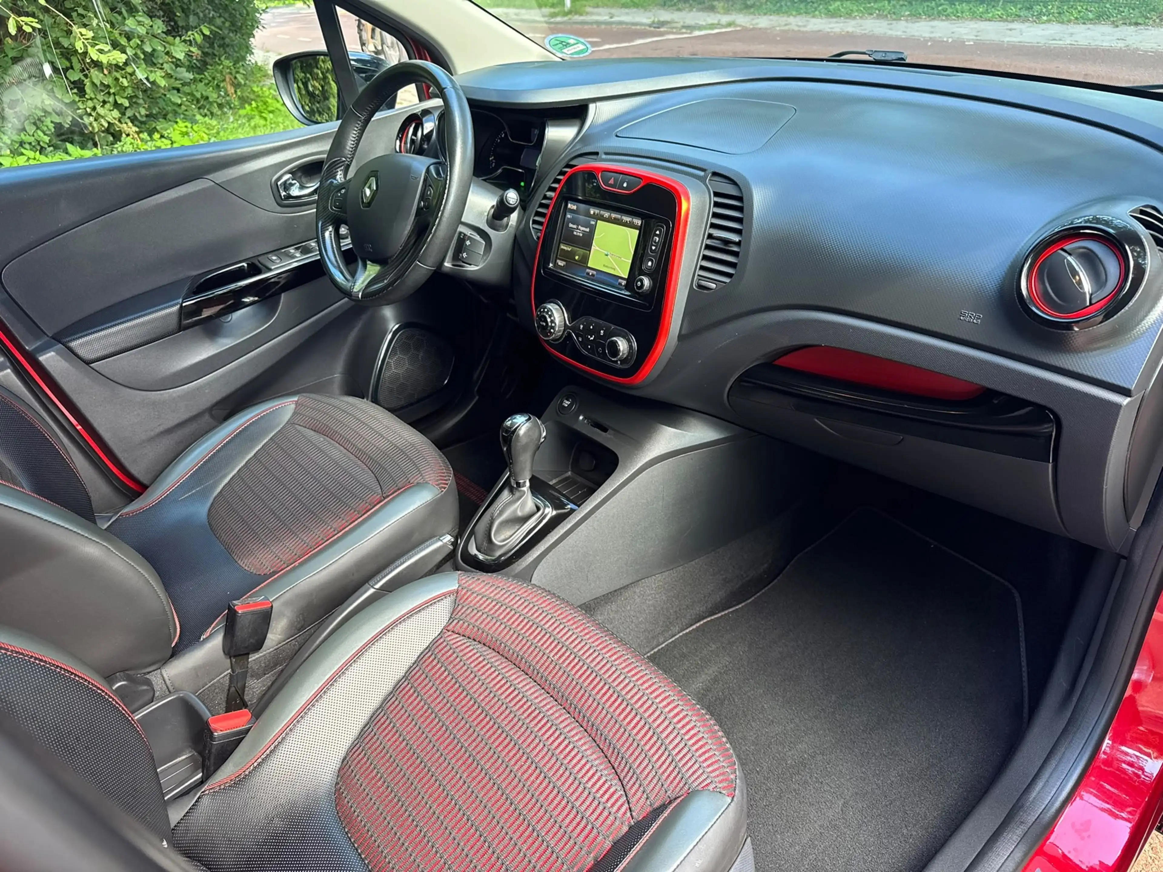 Renault Captur 1.2 TCe Xmod / Navi / Camera / Automaat / Airco / — photo 12