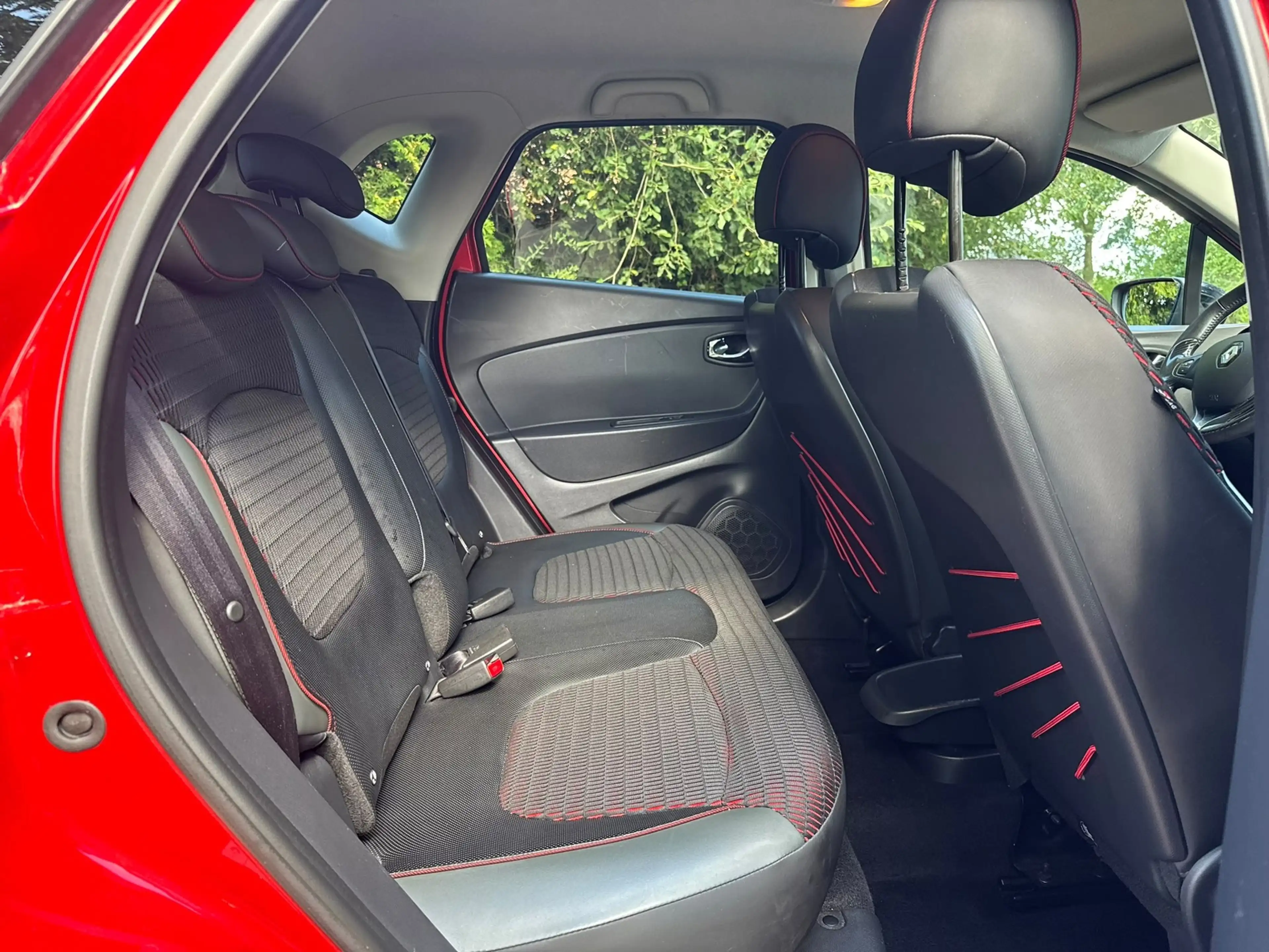 Renault Captur 1.2 TCe Xmod / Navi / Camera / Automaat / Airco / — photo 20