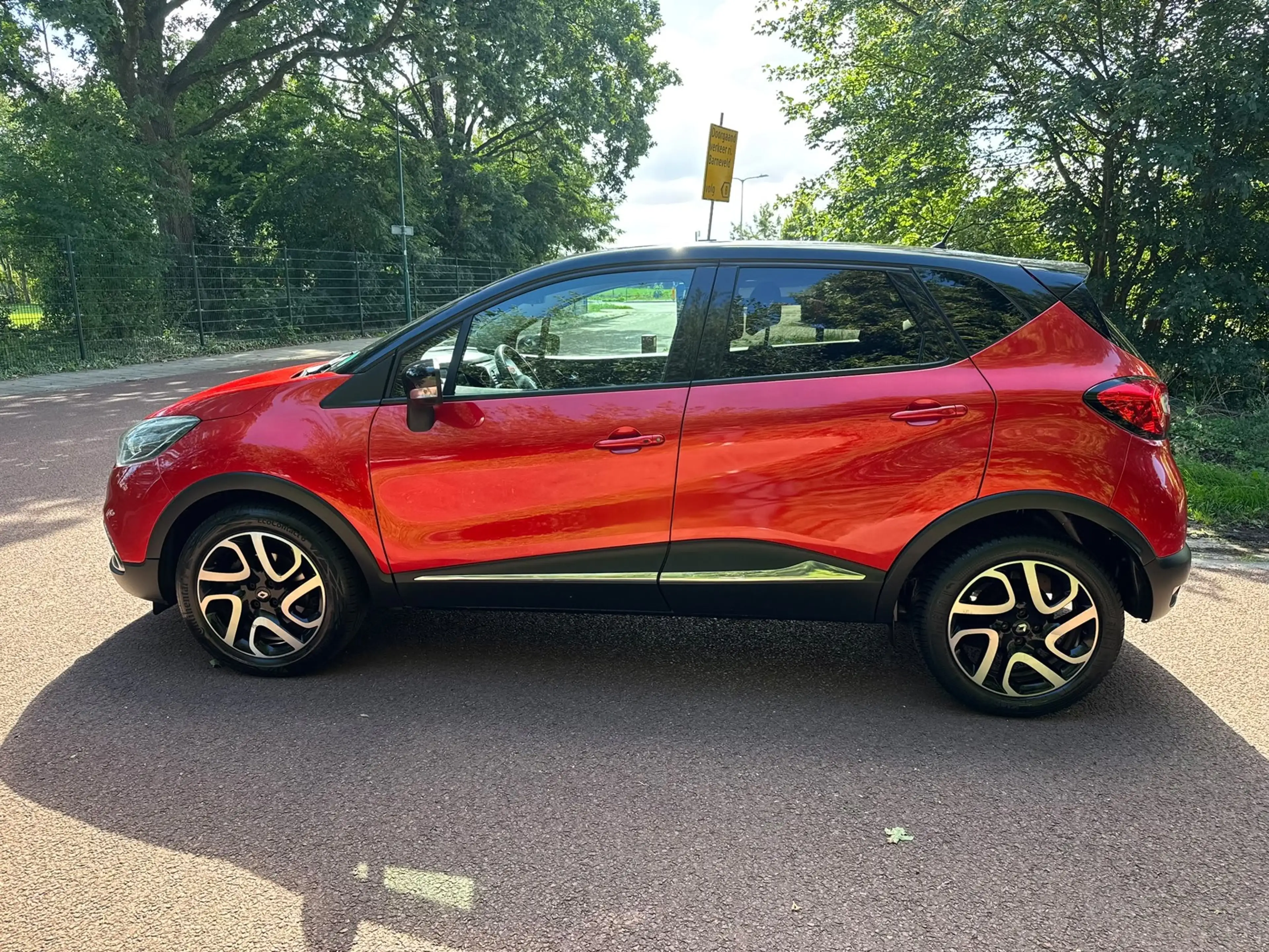 Renault Captur 1.2 TCe Xmod / Navi / Camera / Automaat / Airco / — photo 3