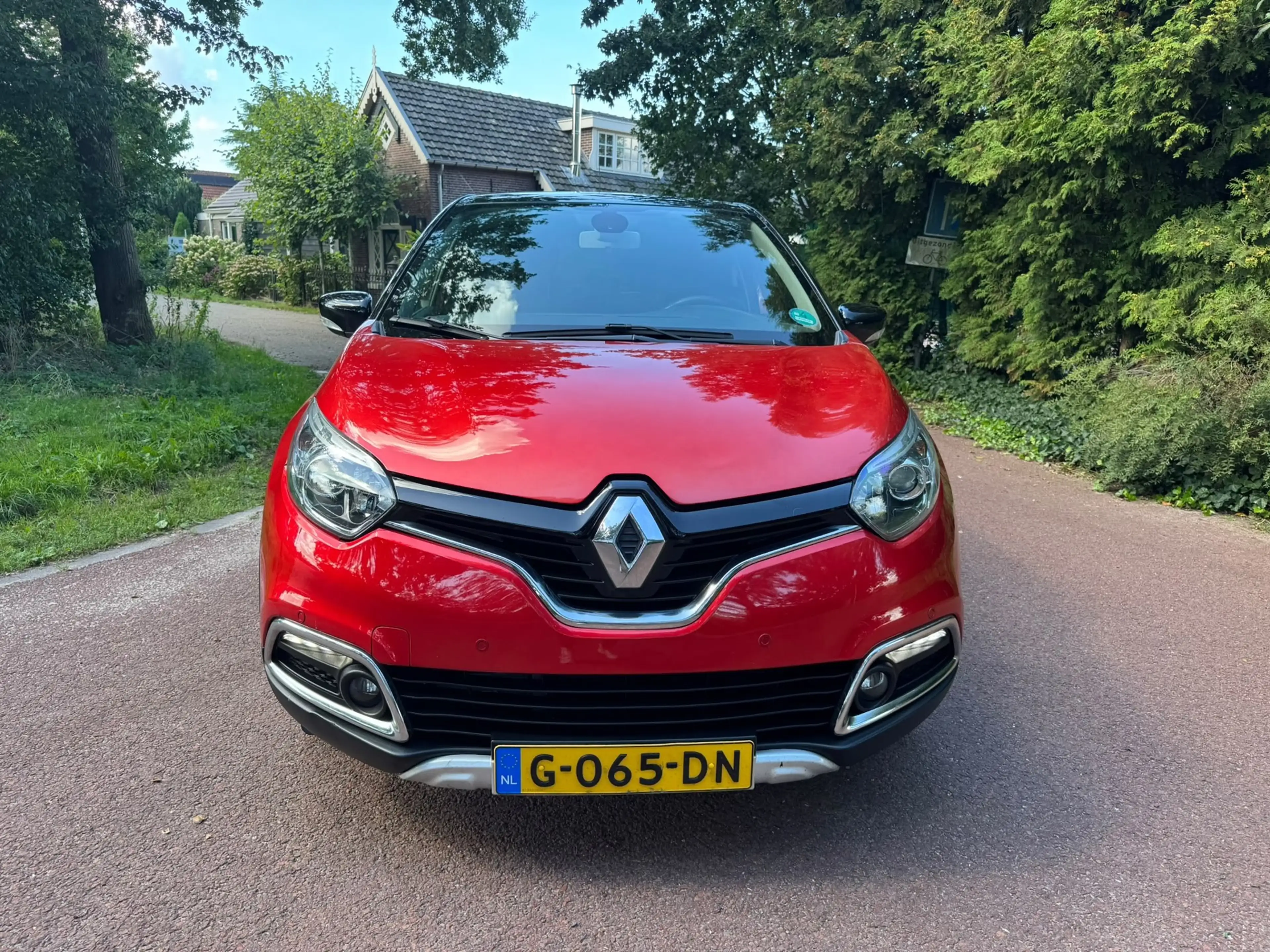 Renault Captur 1.2 TCe Xmod / Navi / Camera / Automaat / Airco / — photo 2