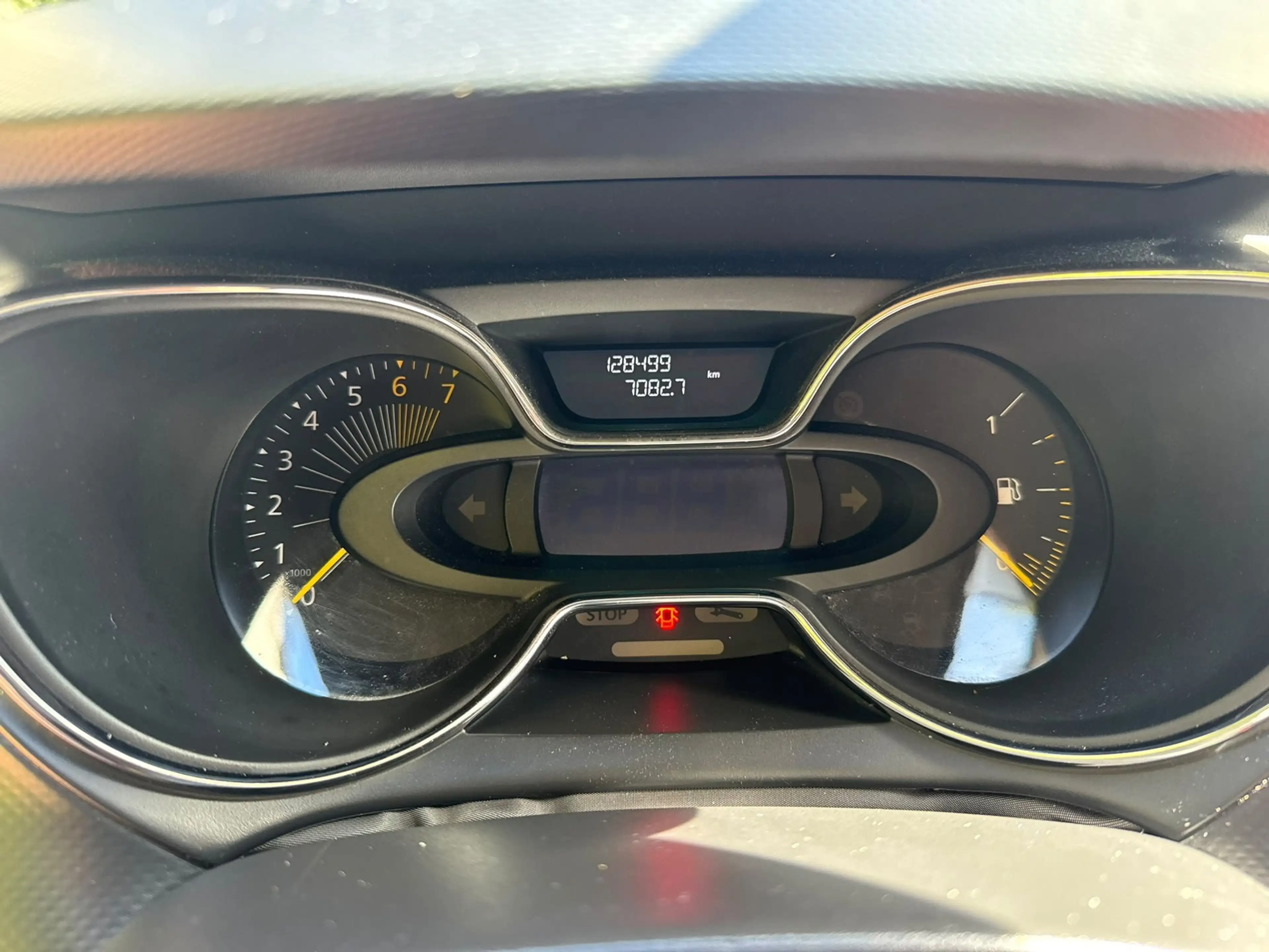 Renault Captur 1.2 TCe Xmod / Navi / Camera / Automaat / Airco / — photo 17