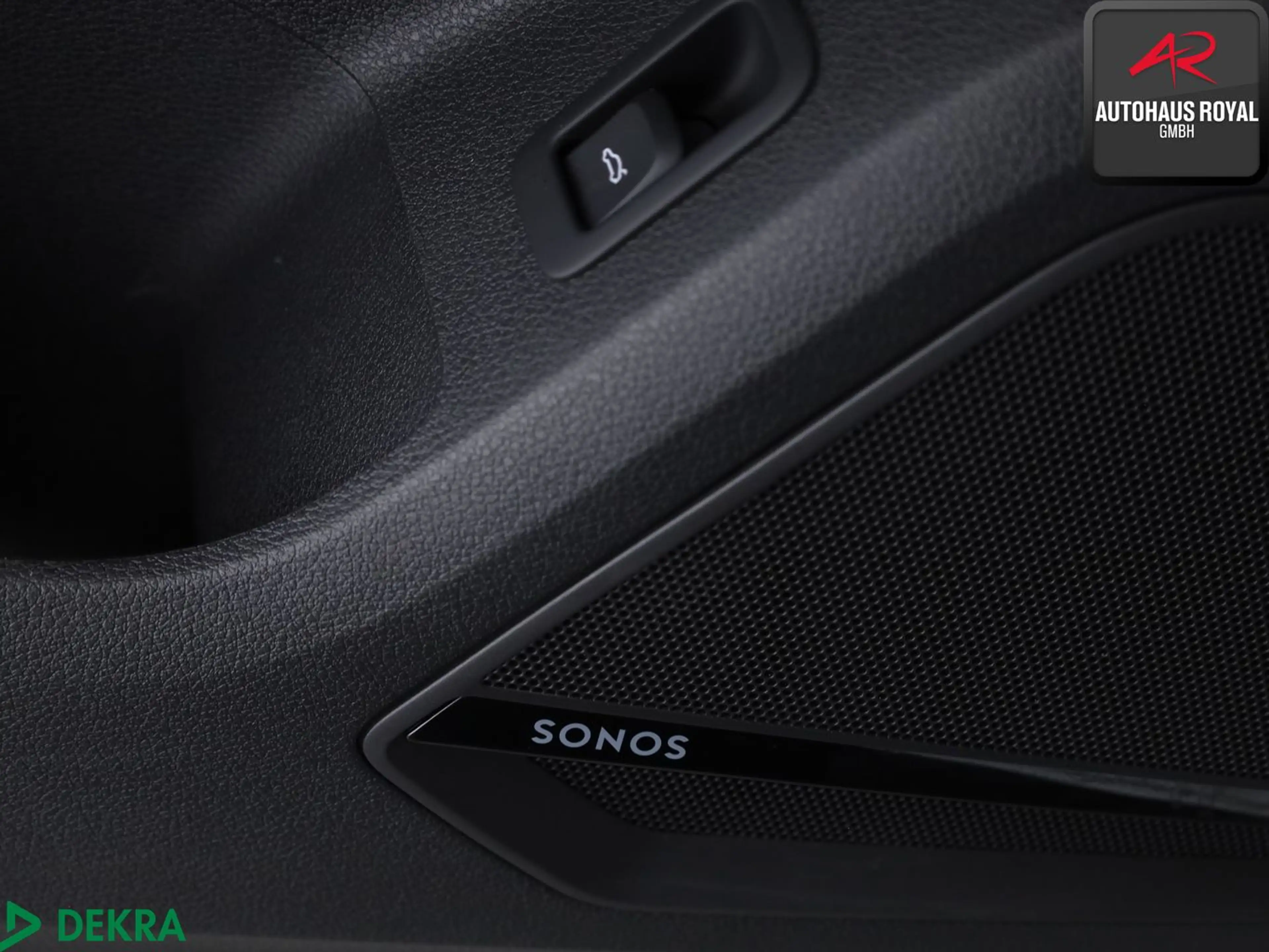 Audi SQ2 2.0 TFSI qu MATRIX,SONOS,PANORAMA,KEYLESS,SH — photo 14