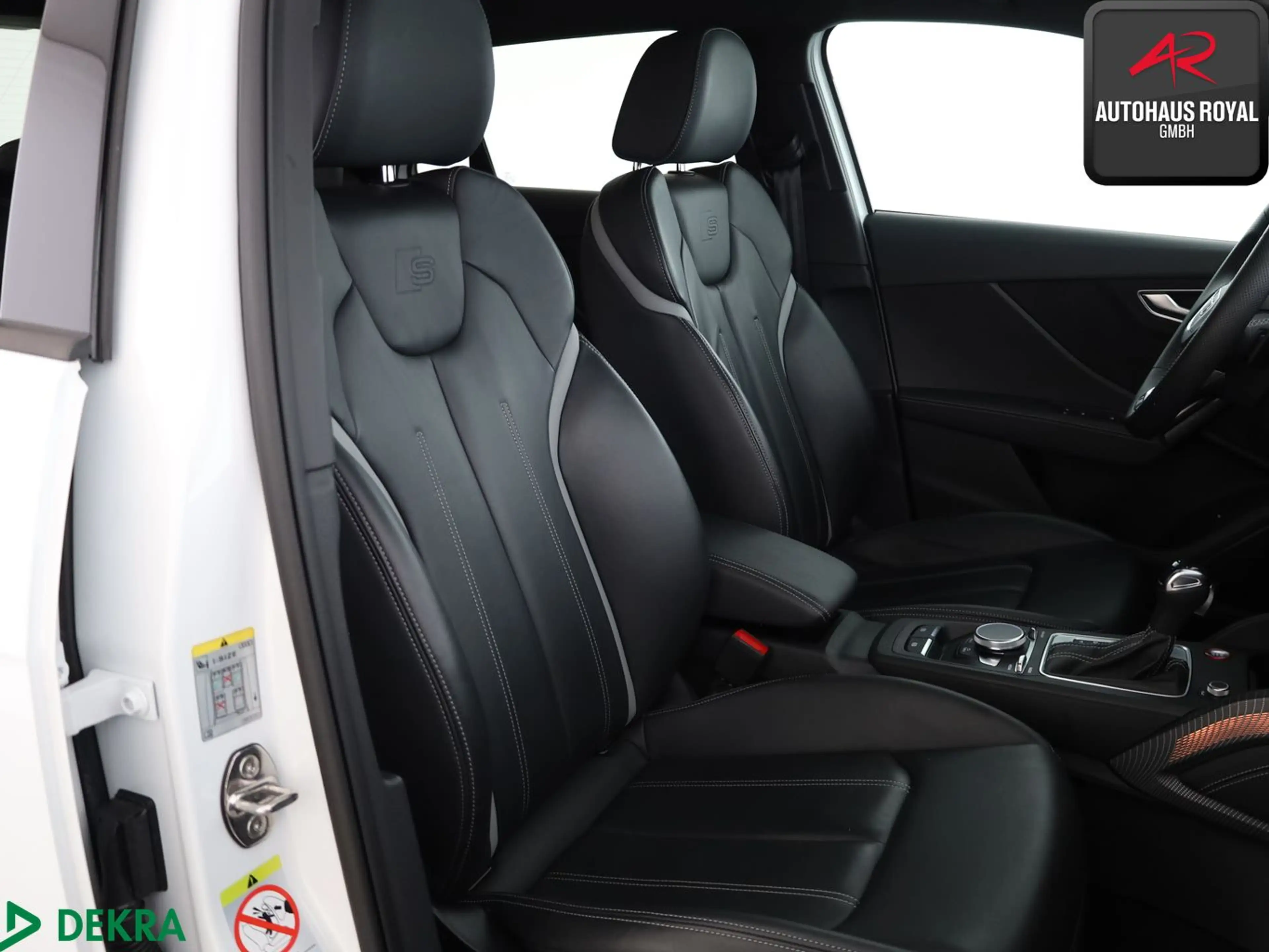 Audi SQ2 2.0 TFSI qu MATRIX,SONOS,PANORAMA,KEYLESS,SH — photo 10