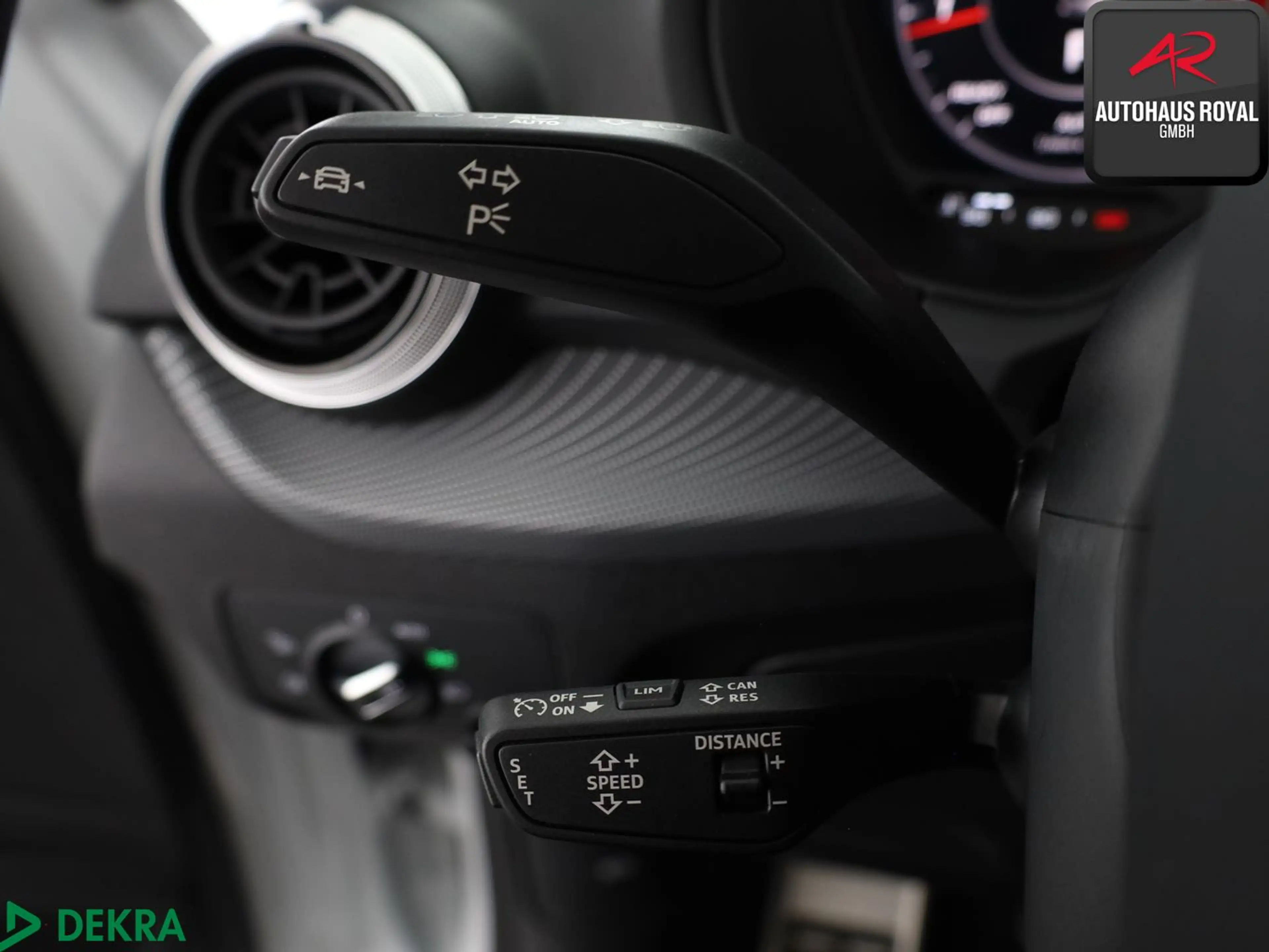 Audi SQ2 2.0 TFSI qu MATRIX,SONOS,PANORAMA,KEYLESS,SH — photo 15