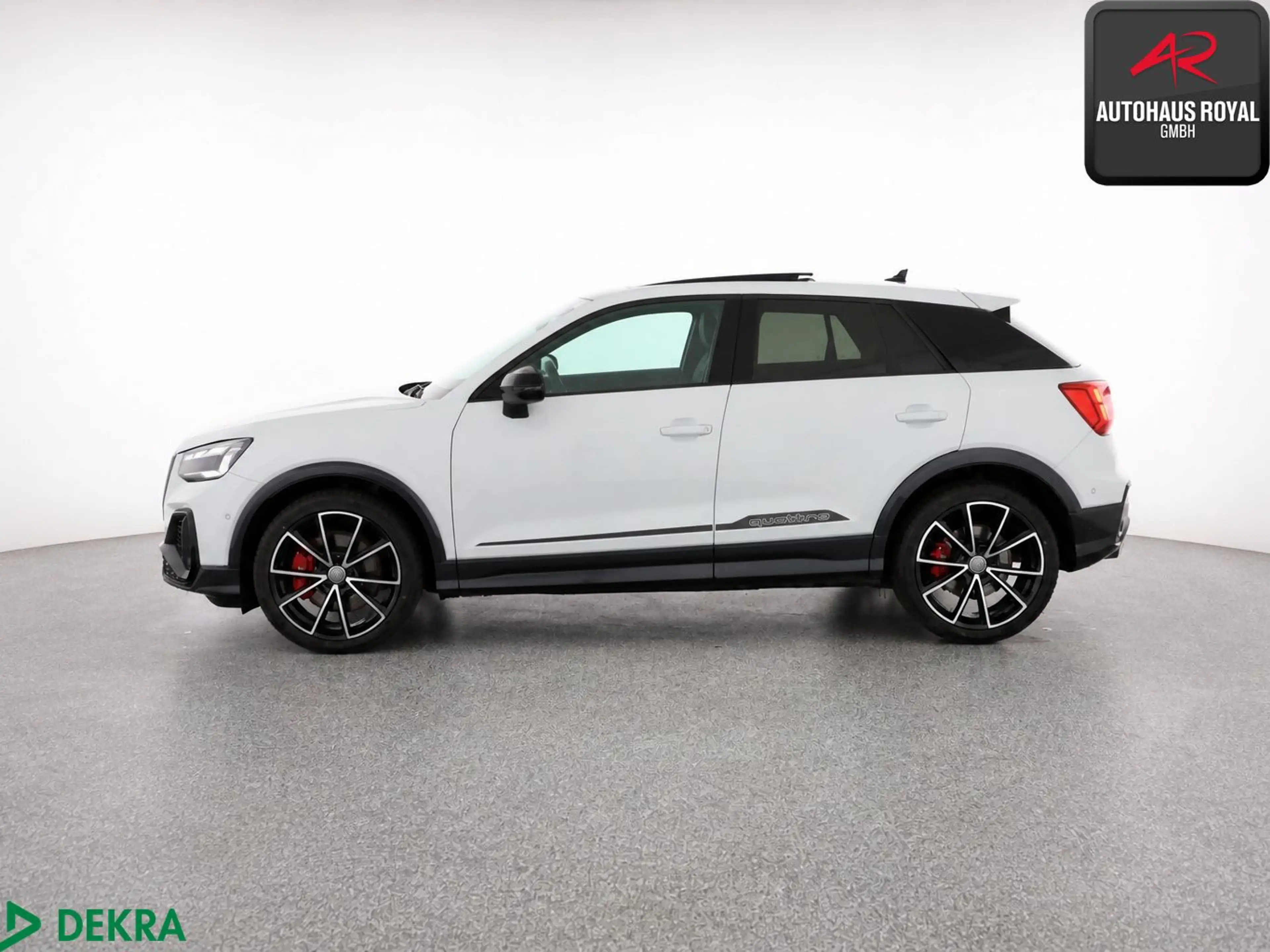 Audi SQ2 2.0 TFSI qu MATRIX,SONOS,PANORAMA,KEYLESS,SH — photo 2