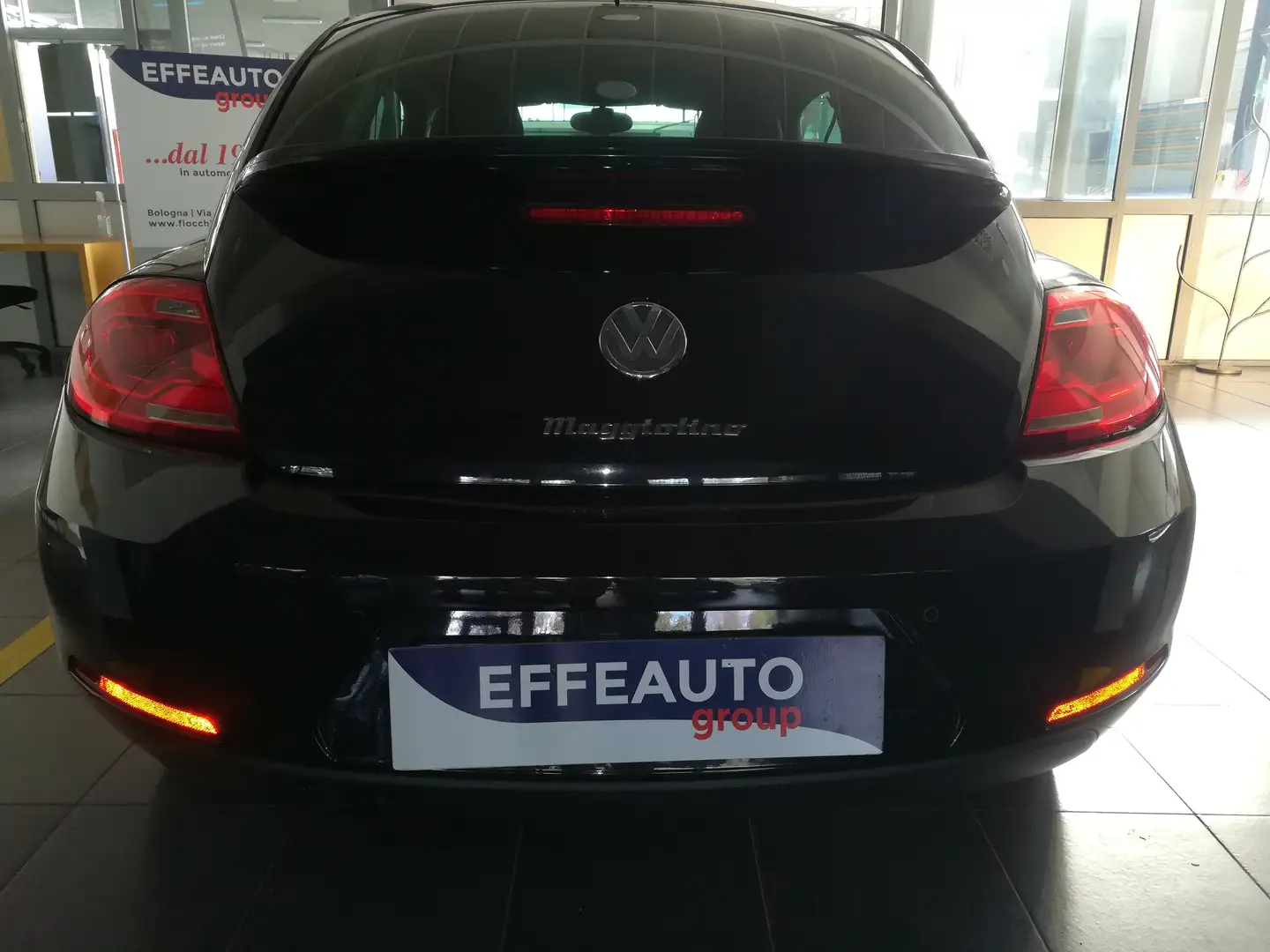Volkswagen Maggiolino New Beetle 1.4 tsi Design 160cv Nero - 2