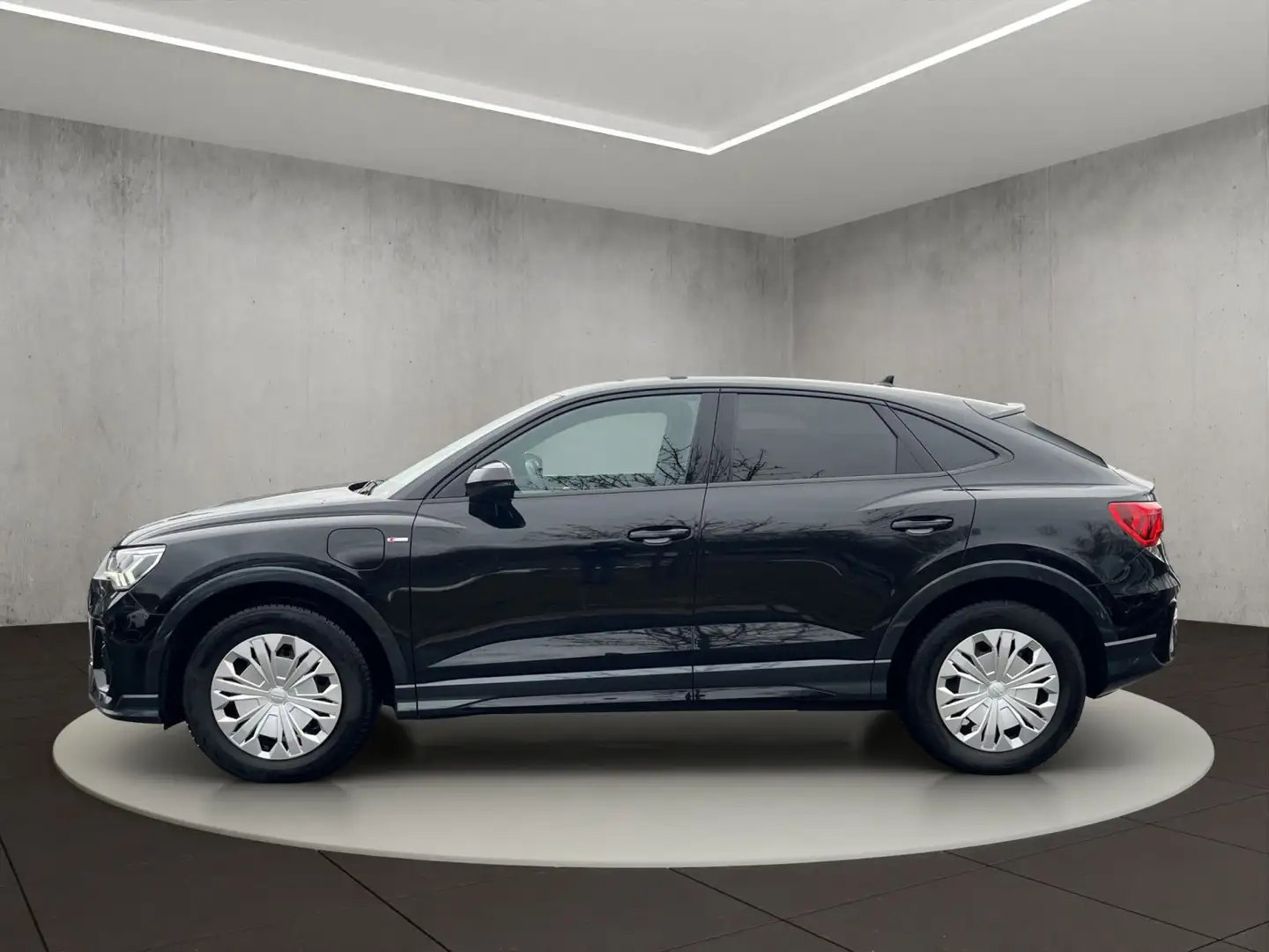 Audi Q3 S line 45 TFSIe S tronic Noir - 2