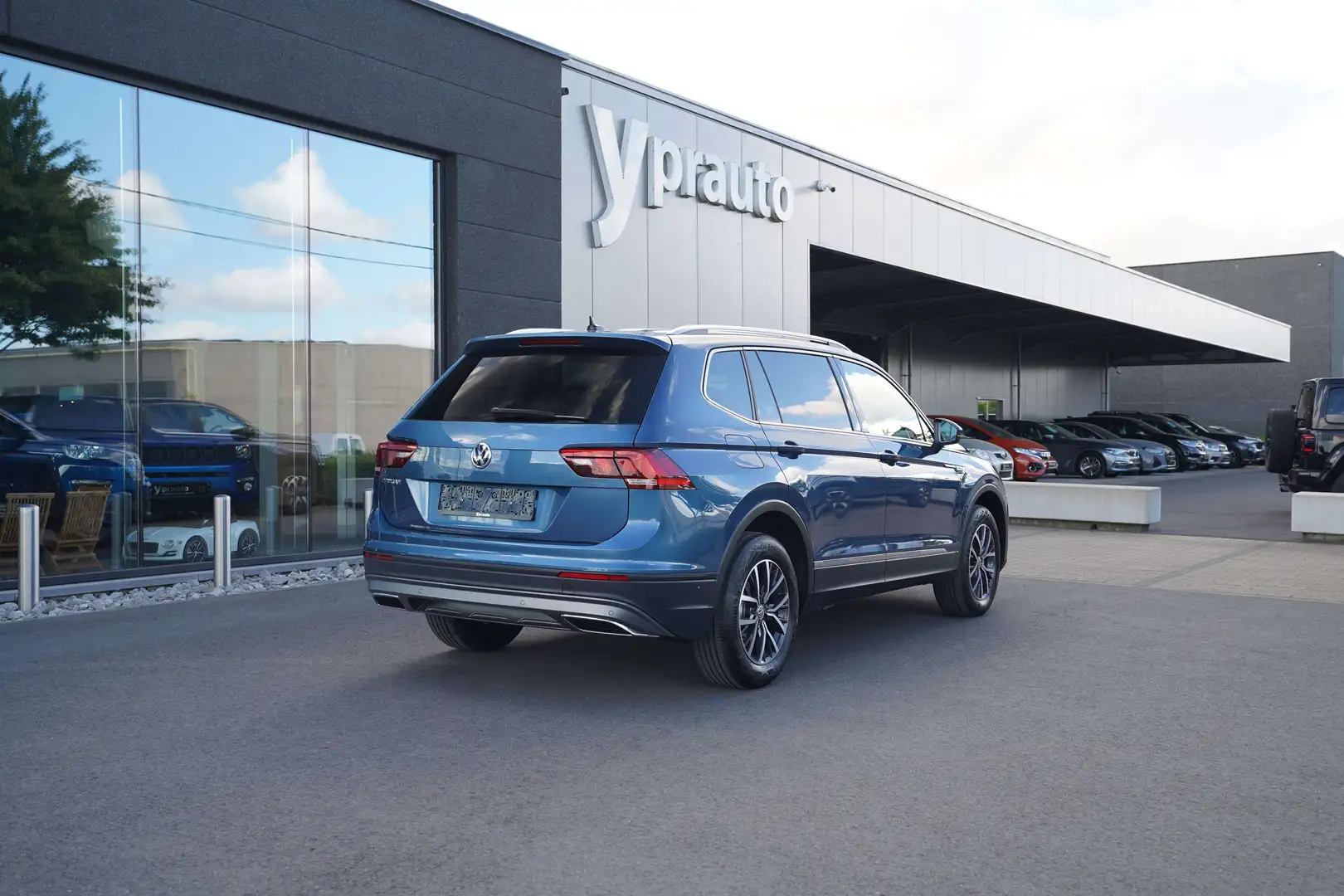 Volkswagen Tiguan Allspace 1.5 TSI Comfortline OPF DSG ACC DAB Navi Keyless Azul - 2