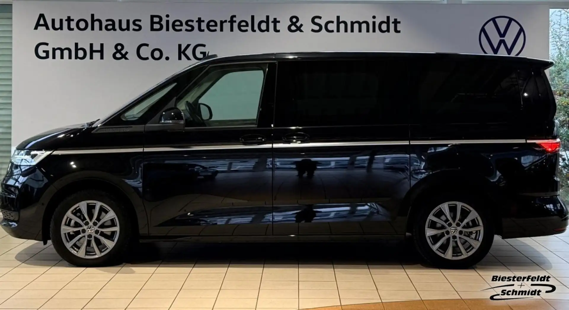 Volkswagen Multivan eHybrid Style 1.4TSI 7 Sitz. RFK ACC Navi Schwarz - 1
