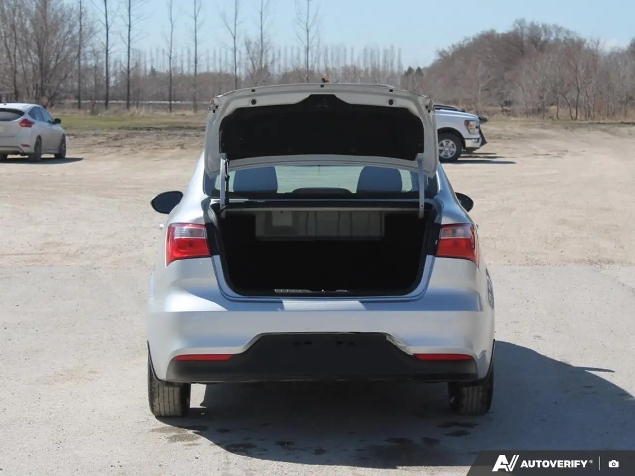 Kia Rio снимка Kia Rio