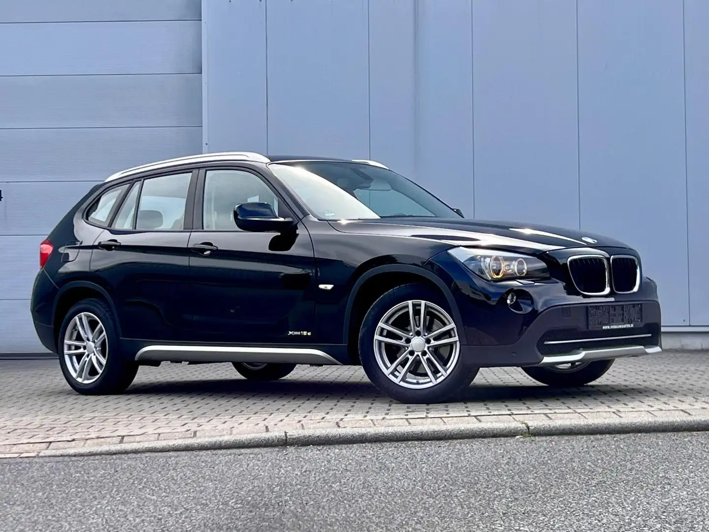 BMW X1 Baureihe X1 18 d xDrive Zwart - 2