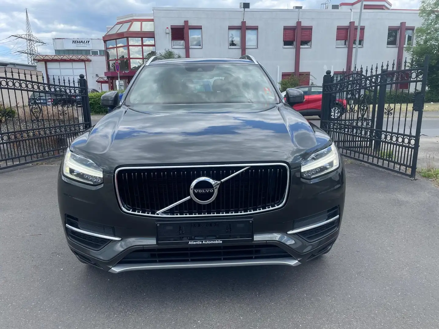 Volvo XC90 Momentum 7-Sitzer, Panorama,Leder Grau - 1