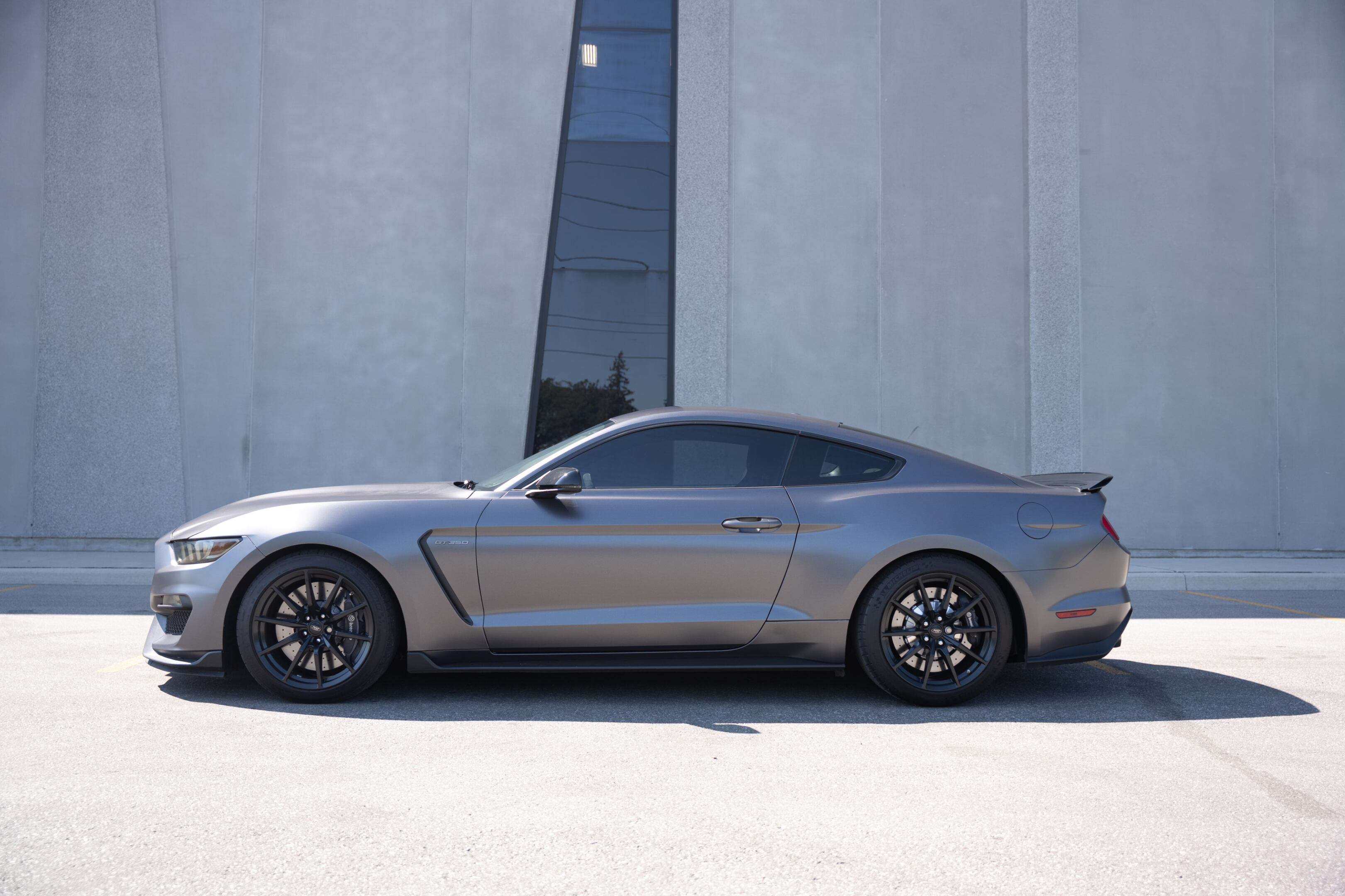 2017 Ford Mustang 2dr Fastback Shelby GT350|1 OWNER|NO ACCIDENTS|LOW — снимка 1