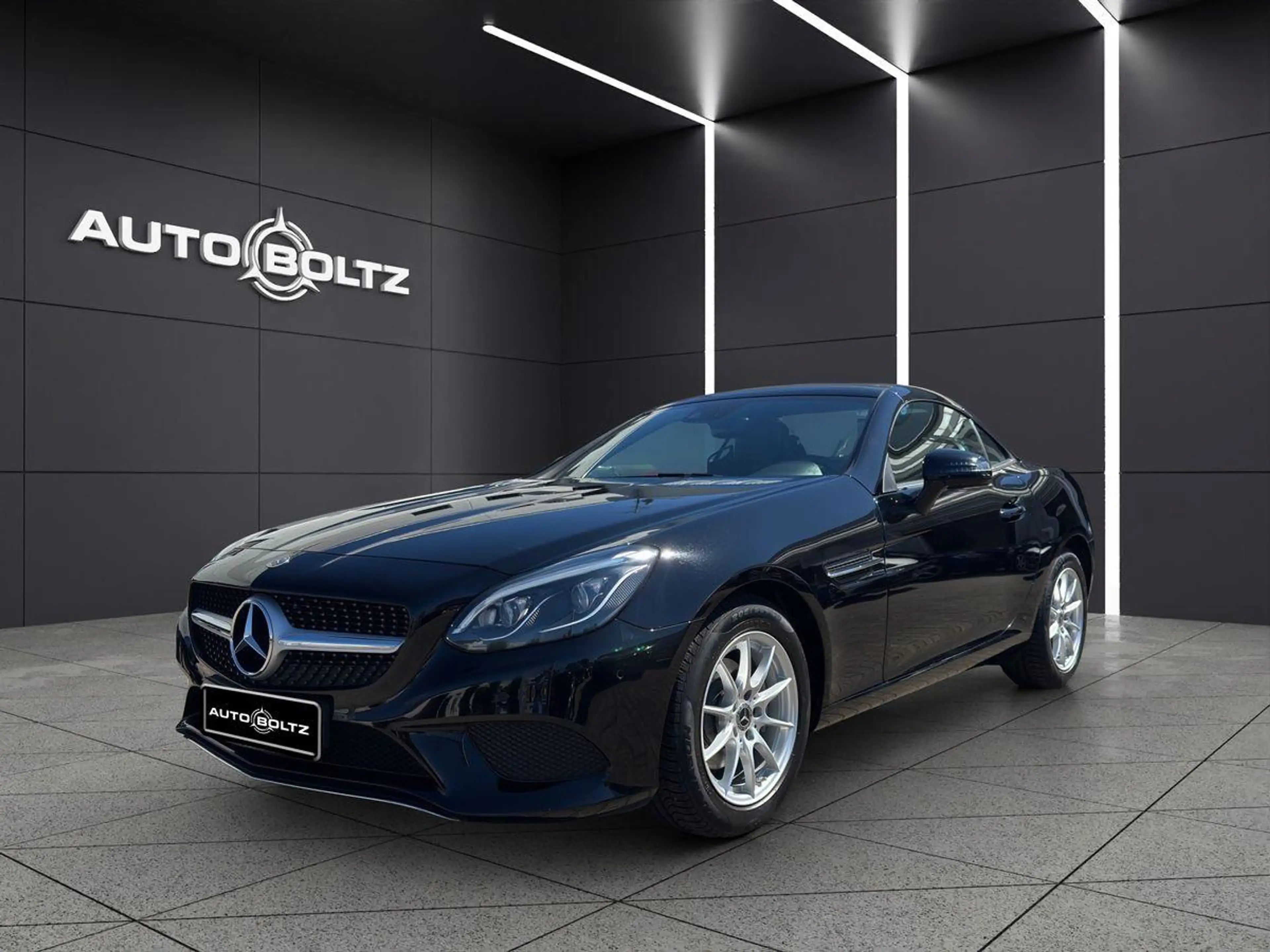 Mercedes-Benz SLC 180 Airscarf Leder Led Parktronic Navi