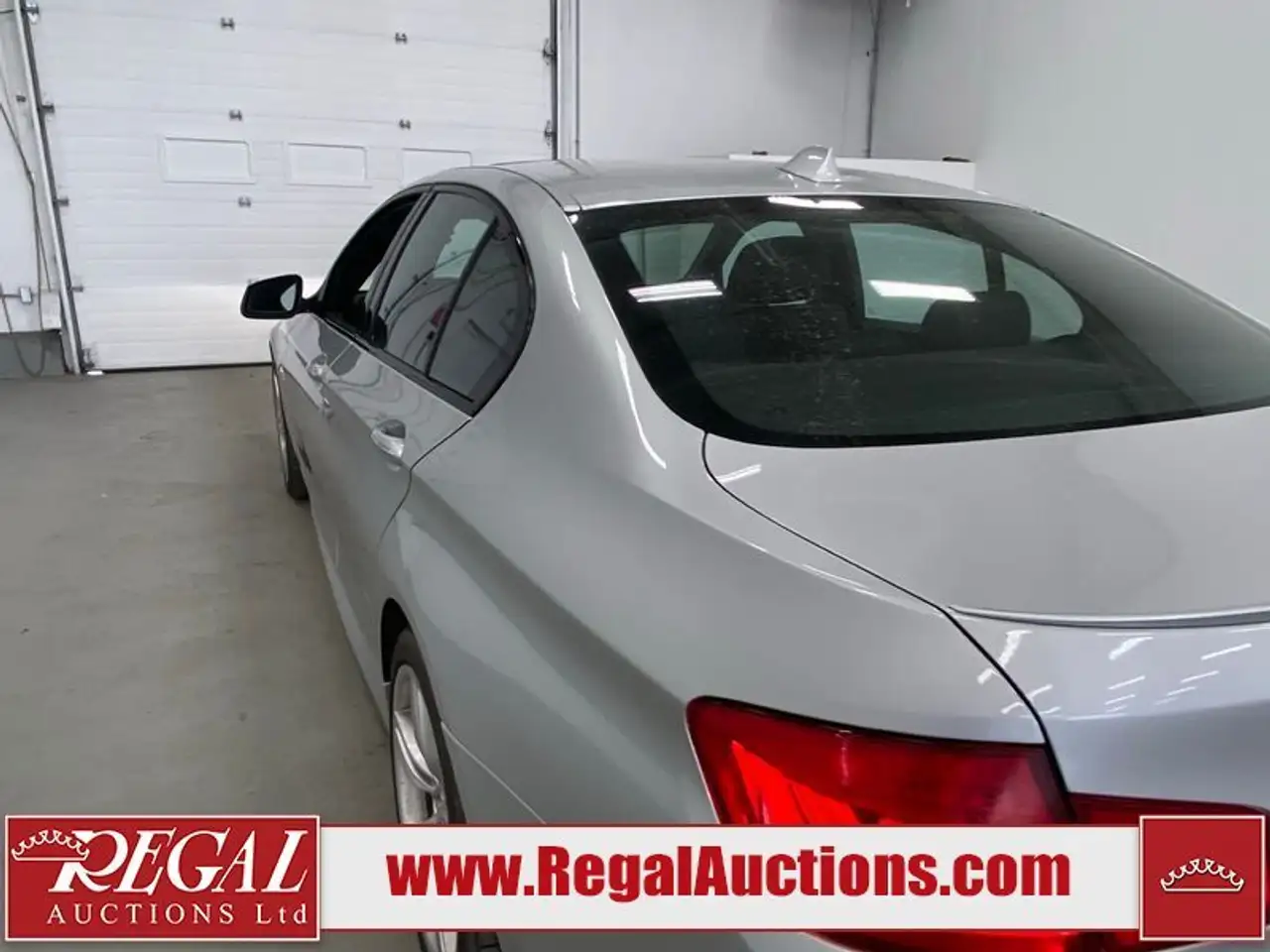 BMW 5 Series photo BMW 5 Series