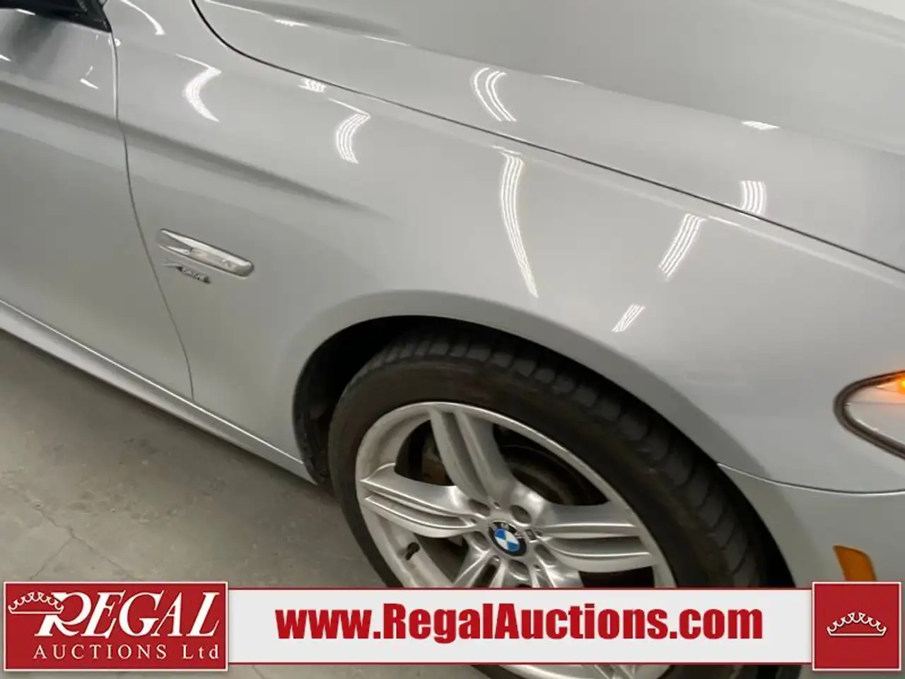 BMW 5 Series photo BMW 5 Series