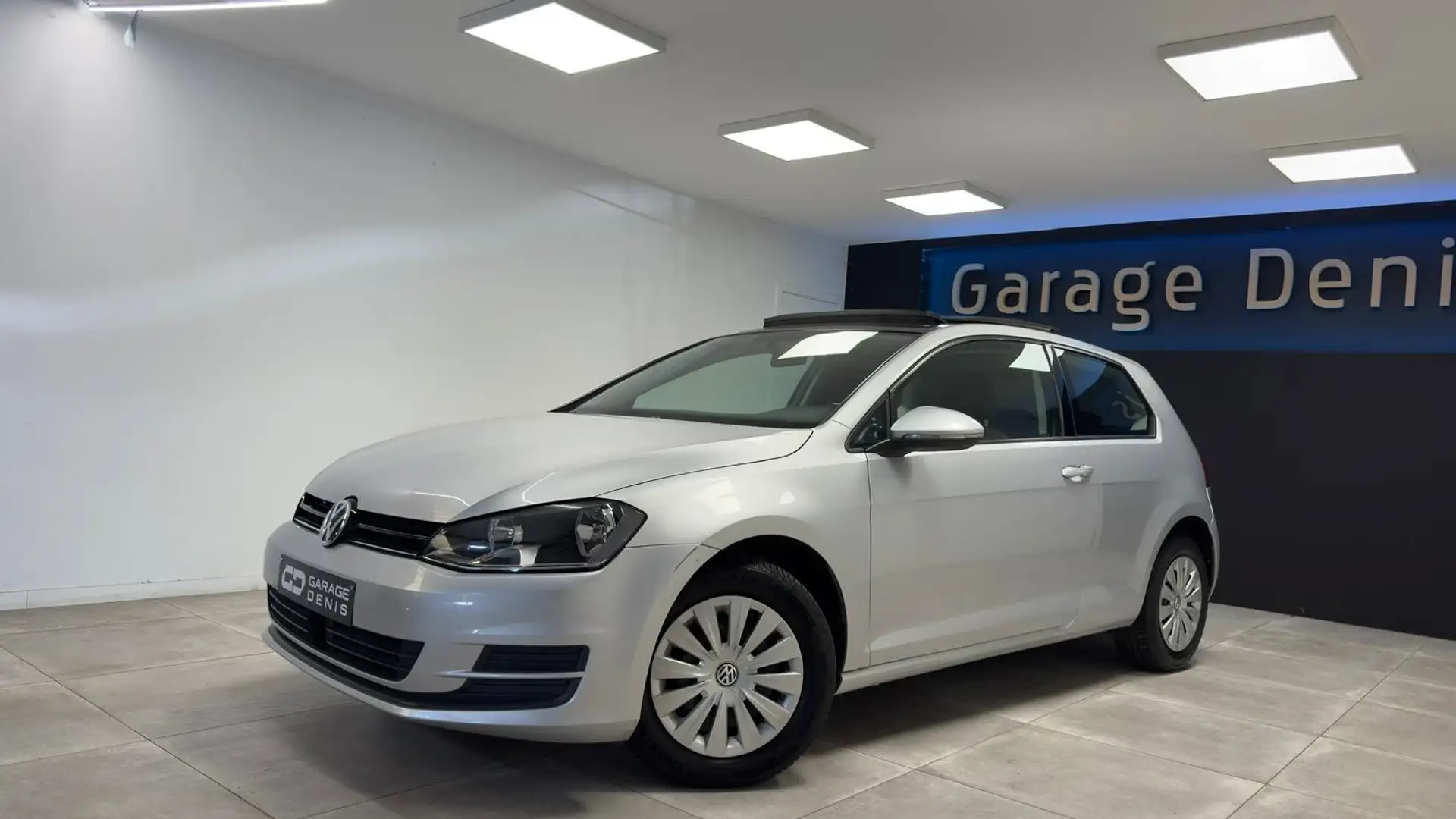Volkswagen Golf 1.2 TSI Trendline**TOIT-PANO**GPS**GARANTIE 12MOIS Grijs - 1