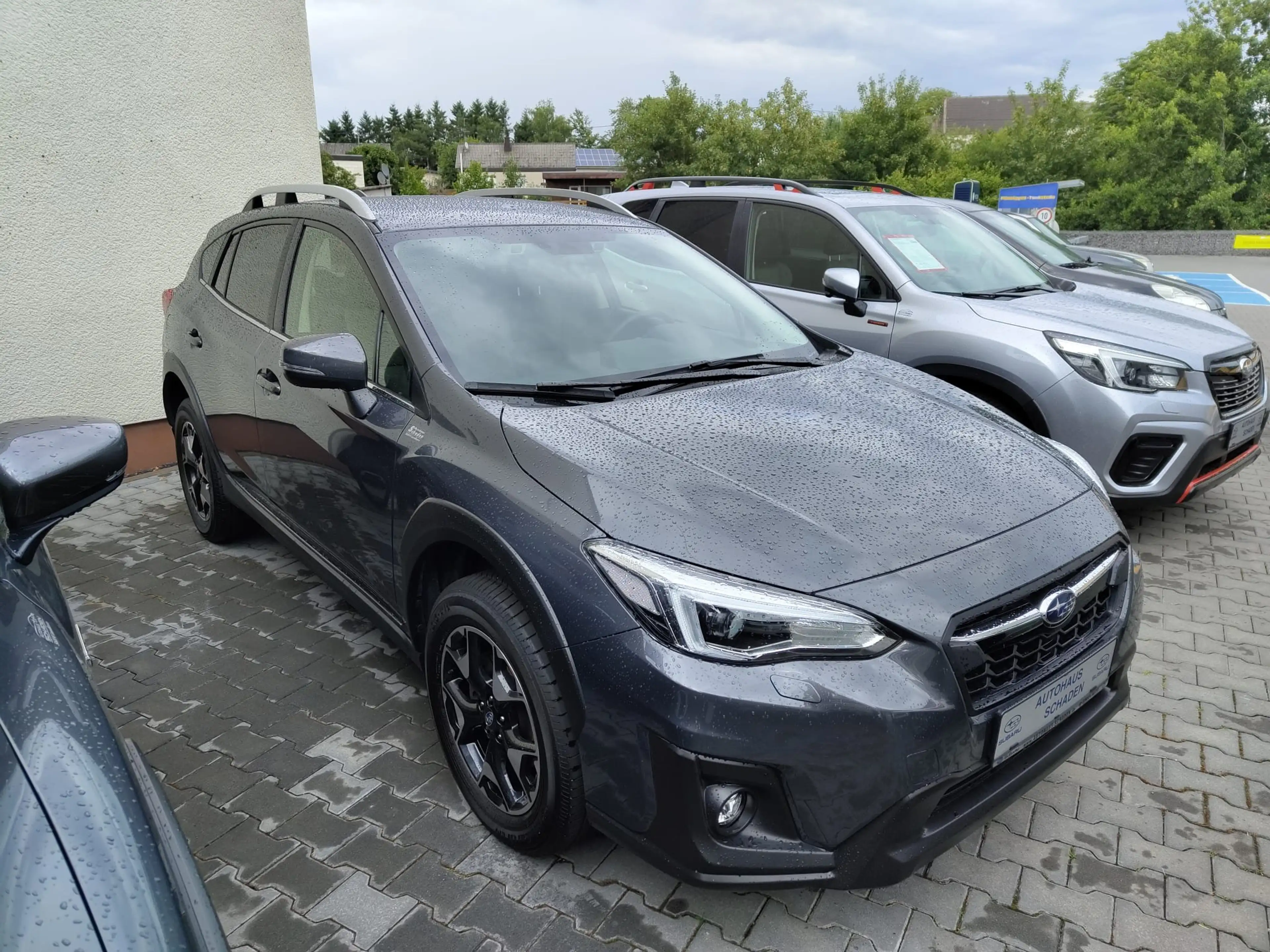 Subaru XV 1.6i EXCLUSIVE*4X4*WERKSGARANTIE*WENIG KM*NAVI*LED