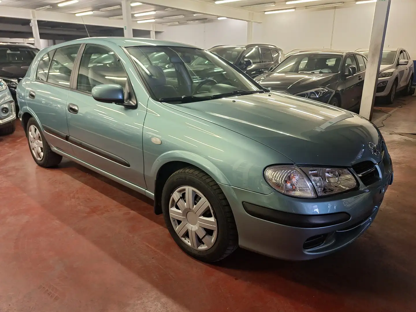 Nissan Almera 1.8i 16v Comfort Bleu - 2