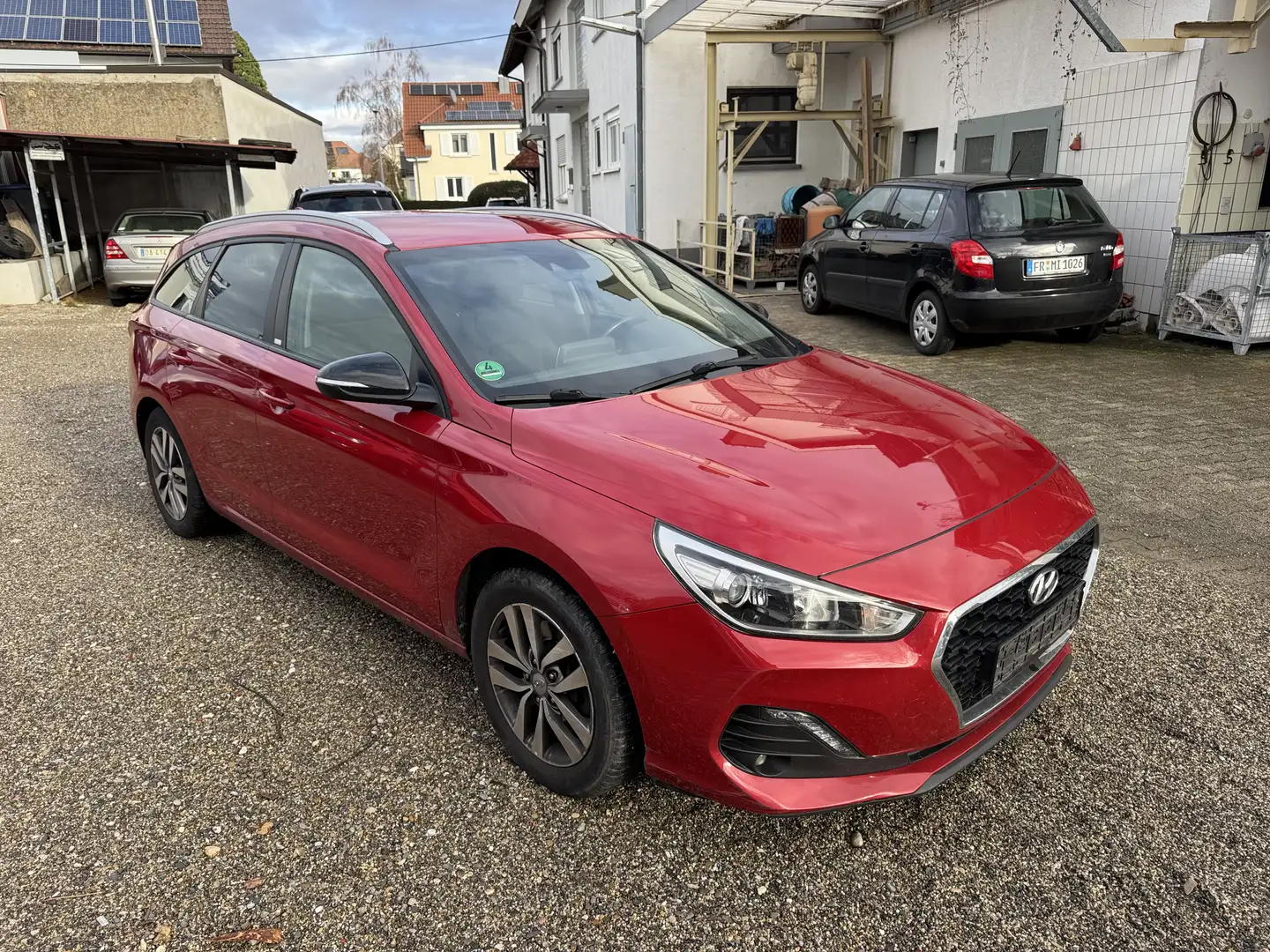 Hyundai i30 i30 Kombi Kombi 1.4 T-GDI Style Rojo - 2