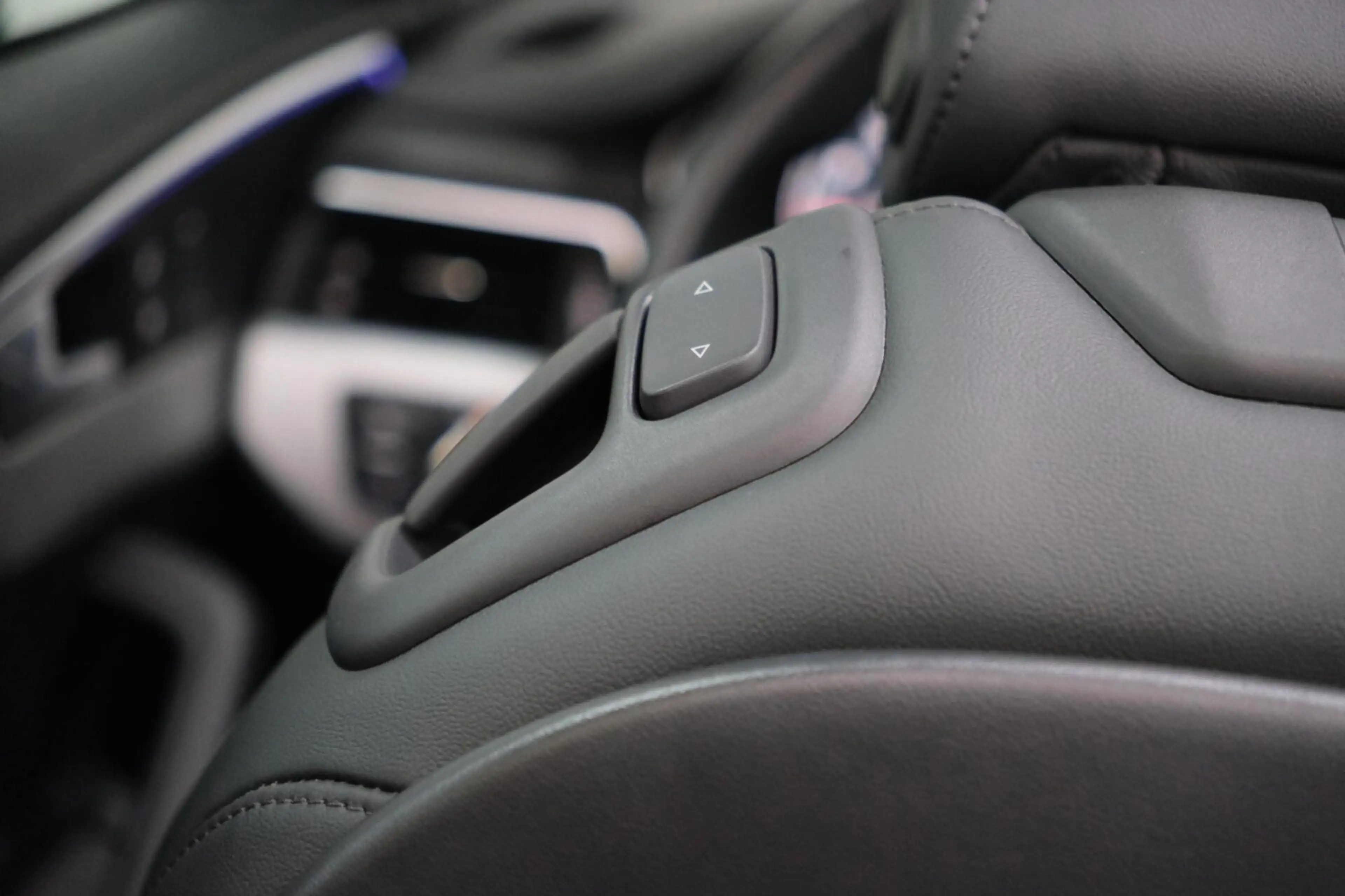 Audi A5 Cabriolet 40 TFSI S edition — photo 27
