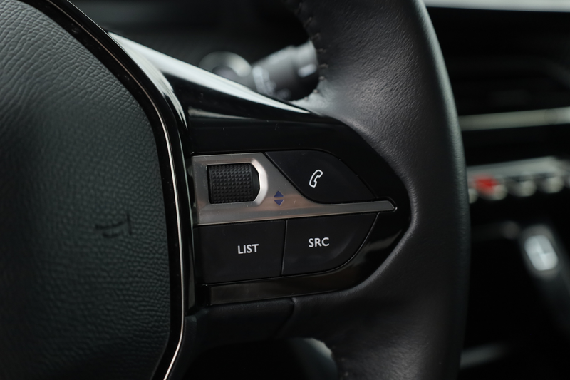 Peugeot e-2008 EV Blue Lease Active 50 kWh | Rijklaar! | Orig. NL — photo 14