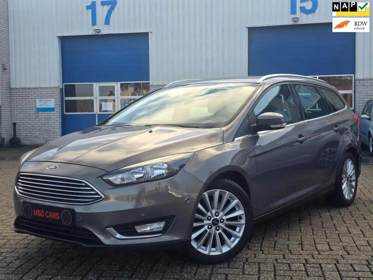 Ford Focus Wagon 1.0 Titanium Edition NAP/AIRCO/PDC/NAVI/CR C Brun - 1